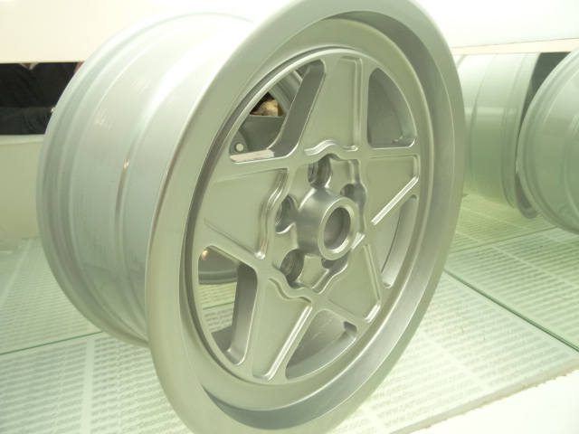 FERRARI 120927 Steering and Wheels code 5405 compatible with: FERRARI 308