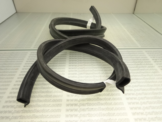 PARTSCOLLECTOR 12185200 Car body code 4046 compatible with: FIAT 124