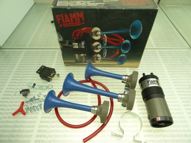 FIAMM TRIO MT/3iL Electrical system code 6541 compatible with: FERRARI 275 GTB 2, FERRARI 275 GTB 4, FERRARI 330 GTC, FERRARI 365 GTC, FIAAM FIAAM, LAMBORGHINI ESPADA, LAMBORGHINI MIURA, MASERATI 3500 AM101, MASERATI GHIBLI AM115, MASERATI INDY AM116