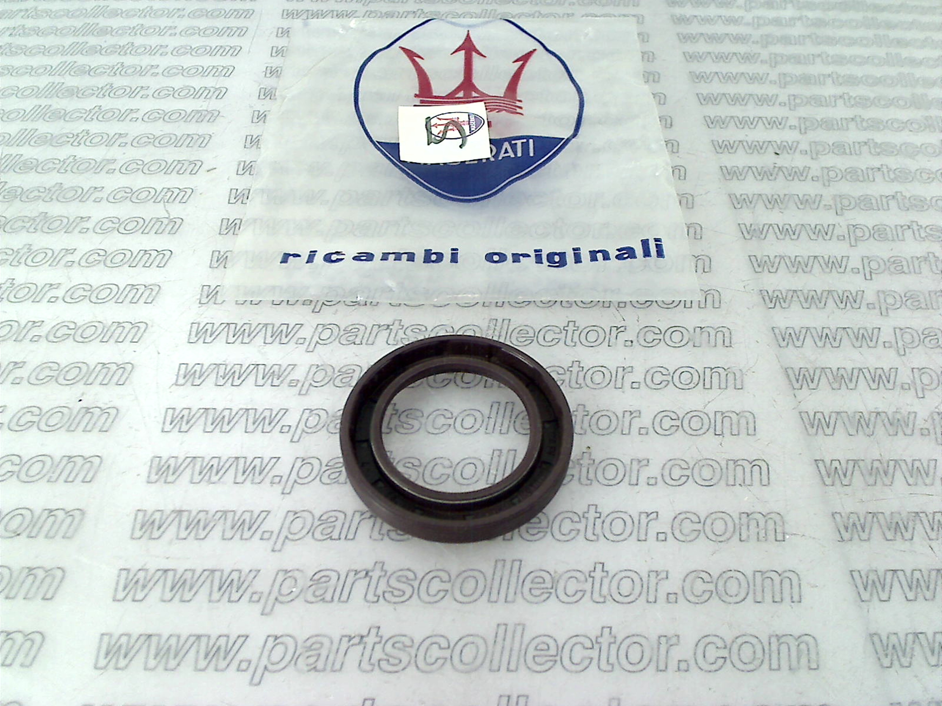 MASERATI 324853420 Transmission code 18865 compatible with: MASERATI GHIBLI 2.8 V6, MASERATI GHIBLI V6, MASERATI QUATTROPORTE 2.8 V6, MASERATI QUATTROPORTE 3.2 V8, MASERATI SHAMAL - additional view