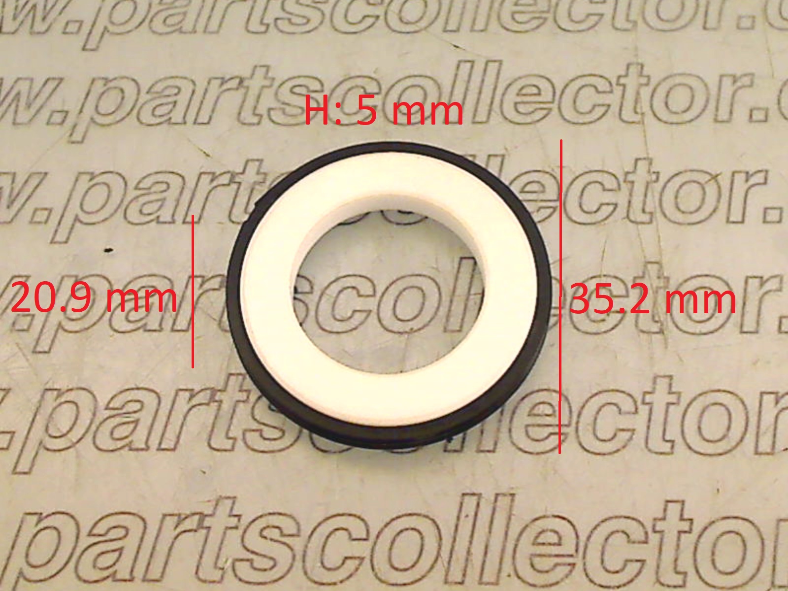 MASERATI  Engine code 13074 compatible with: LANCIA THEMA FERRARI 8.32, MASERATI BITURBO, MASERATI MERAK AM122