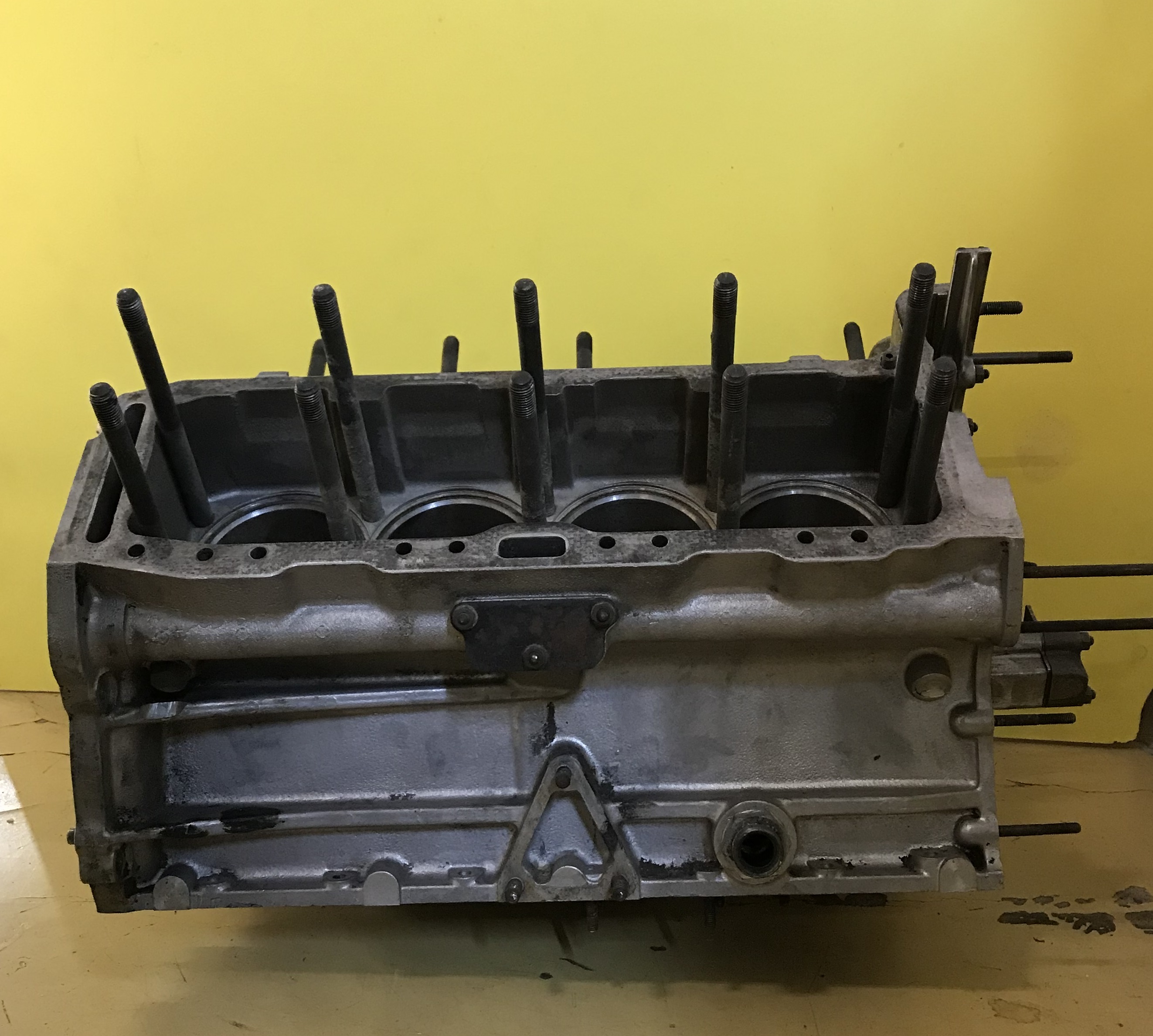 ALFA ROMEO 105.55.01.010.02 Engine code 12872 compatible with: ALFA ROMEO MONTREAL - detail view