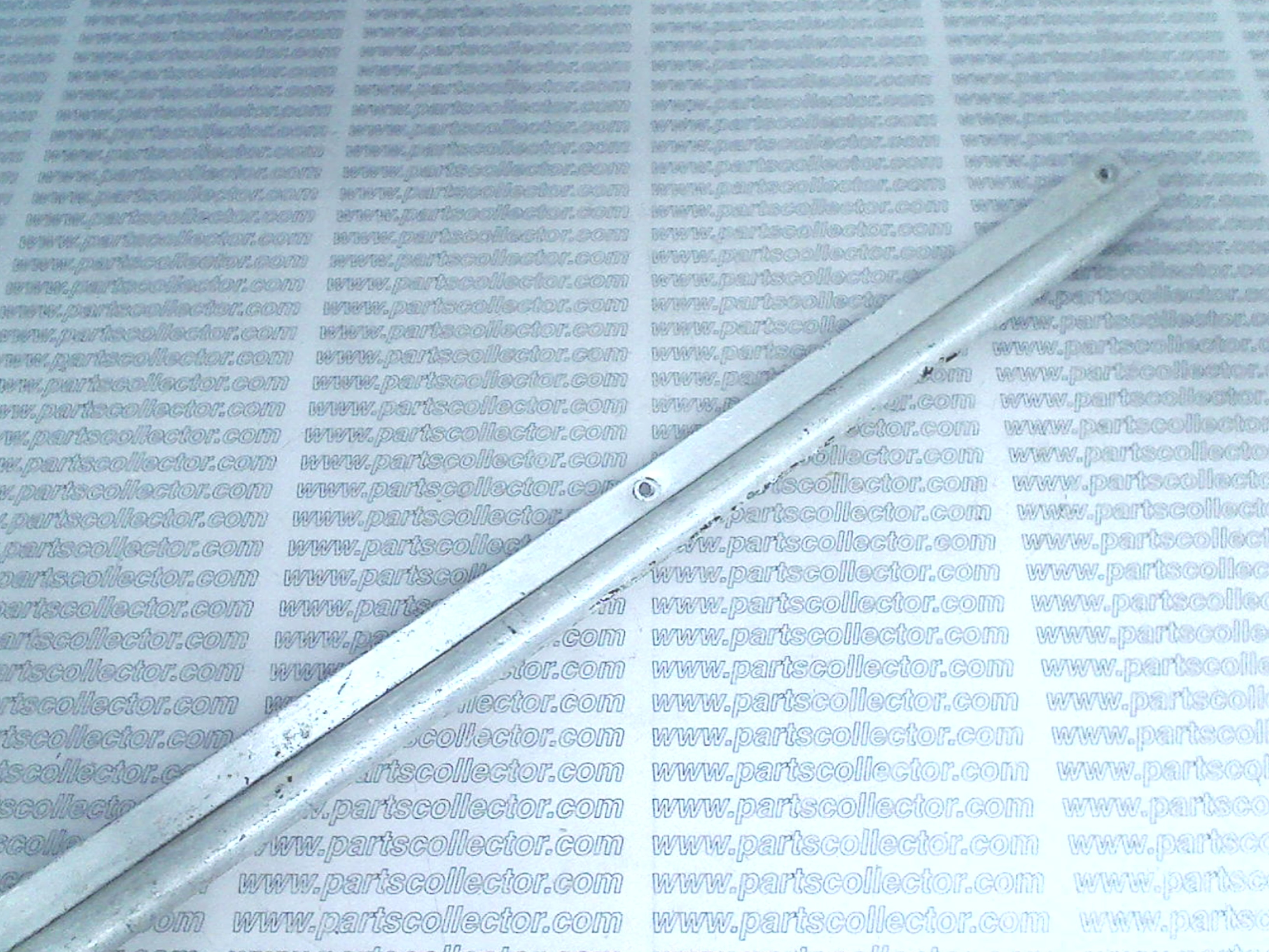 MASERATI 107 BO 59056   107 BO 59057 Car body code 18591 compatible with: MASERATI QUATTROPORTE AM107 - additional view