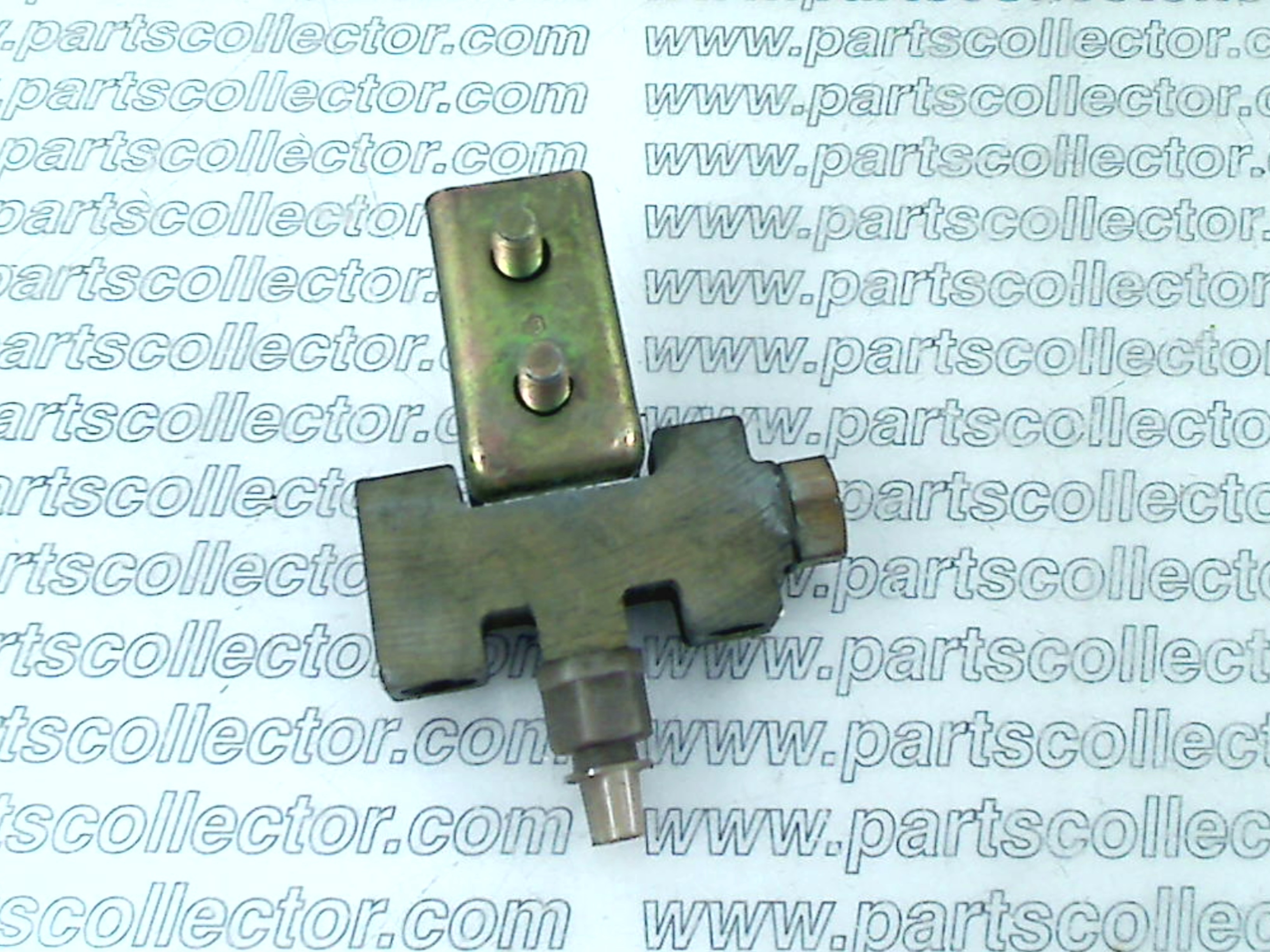 DE TOMASO D2ZA 2B257 AA Brake system code 18903 compatible with: DE TOMASO DE TOMASO, DE TOMASO DEAUVILLE, DE TOMASO LONGCHAMP, DE TOMASO MANGUSTA, DE TOMASO MINI, DE TOMASO PANTERA - additional view