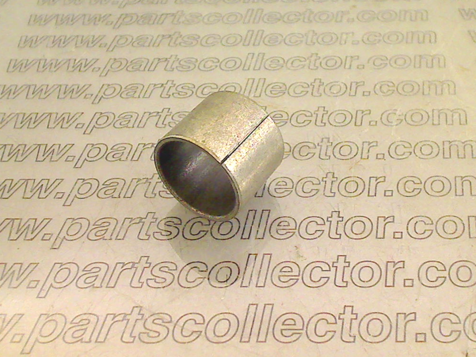 FERRARI 103370 Steering and Wheels code 15961 compatible with: FERRARI 208, FERRARI 208 GT4, FERRARI 208 TURBO, FERRARI 246 DINO, FERRARI 308, FERRARI 308 4V, FERRARI 308 GT4, FERRARI 308 GTB GTS, FERRARI 328, FERRARI 365 GT4 BB, FERRARI 512BB, FERRARI 512BBi, FERRARI MONDIAL, FERRARI MONDIAL T, FERRARI TESTAROSSA