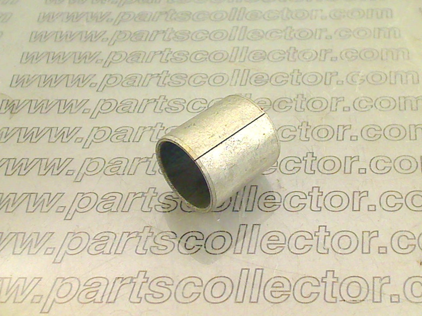 FERRARI 600750 - 100787 - 101315 Suspension code 15972 compatible with: FERRARI 208, FERRARI 208 GT4, FERRARI 208 TURBO, FERRARI 246 DINO, FERRARI 275 GTB 2, FERRARI 275 GTS, FERRARI 308, FERRARI 308 4V, FERRARI 308 GT4, FERRARI 308 GTB GTS, FERRARI 328, FERRARI 330 GTC, FERRARI 365 GT 2+2, FERRARI 365 GT4 2+2, FERRARI 365 GT4 BB, FERRARI 365 GTB4 DAYTONA, FERRARI 365 GTC4 , FERRARI 400, FERRARI 412, FERRARI 512BB