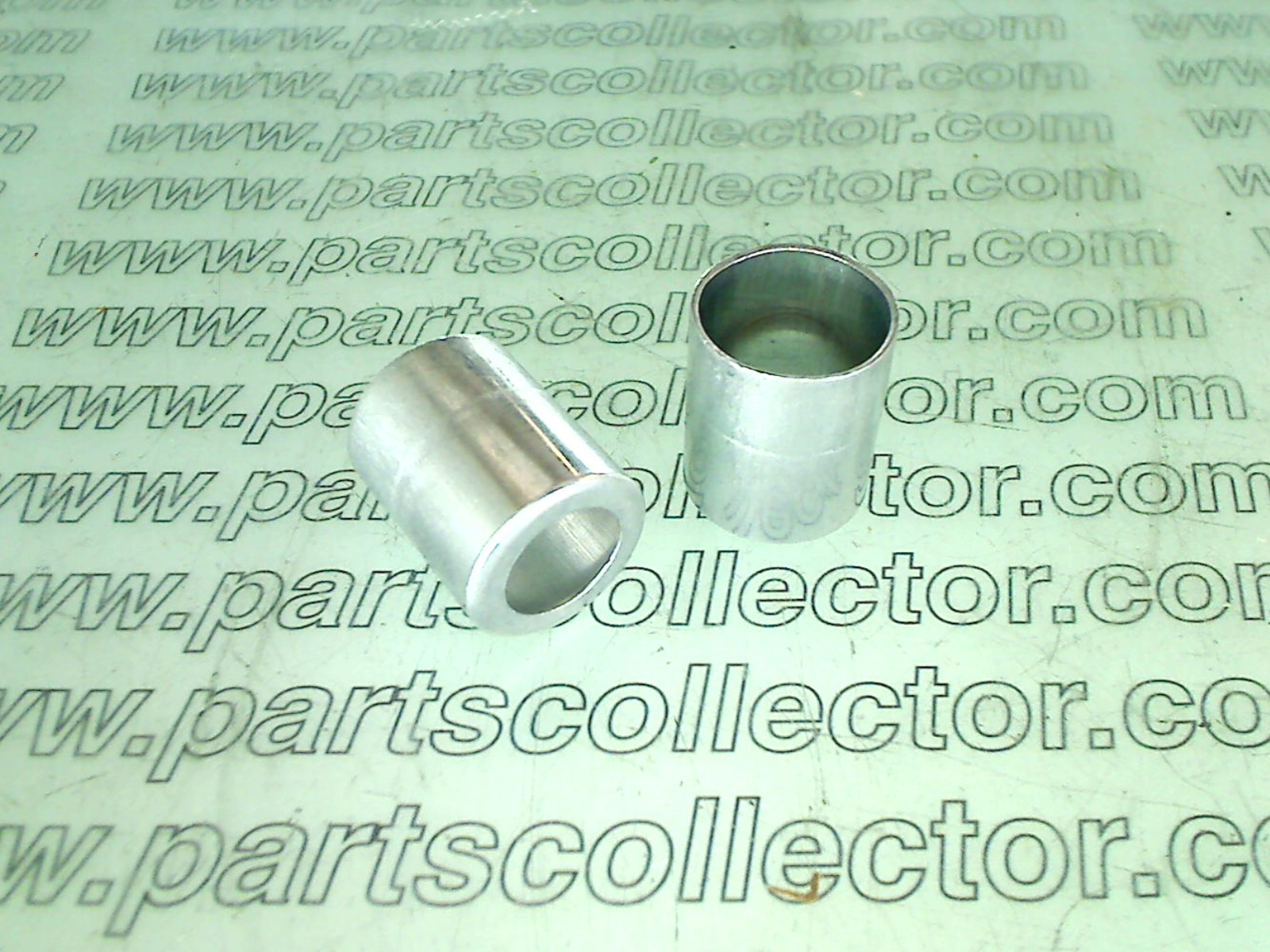 4 - 6 Fuel system - Exhaust code 11656 compatible with: ABARTH 1000 OT, ALFA ROMEO GIULIETTA 750/101, FERRARI 250, FERRARI 275 GTB 2, FERRARI 330, FERRARI 365 GTB4 DAYTONA, FERRARI 365 GTC, LAMBORGHINI 350GT, LAMBORGHINI 400GT, LAMBORGHINI ESPADA, LAMBORGHINI MIURA, MASERATI 3500 AM101