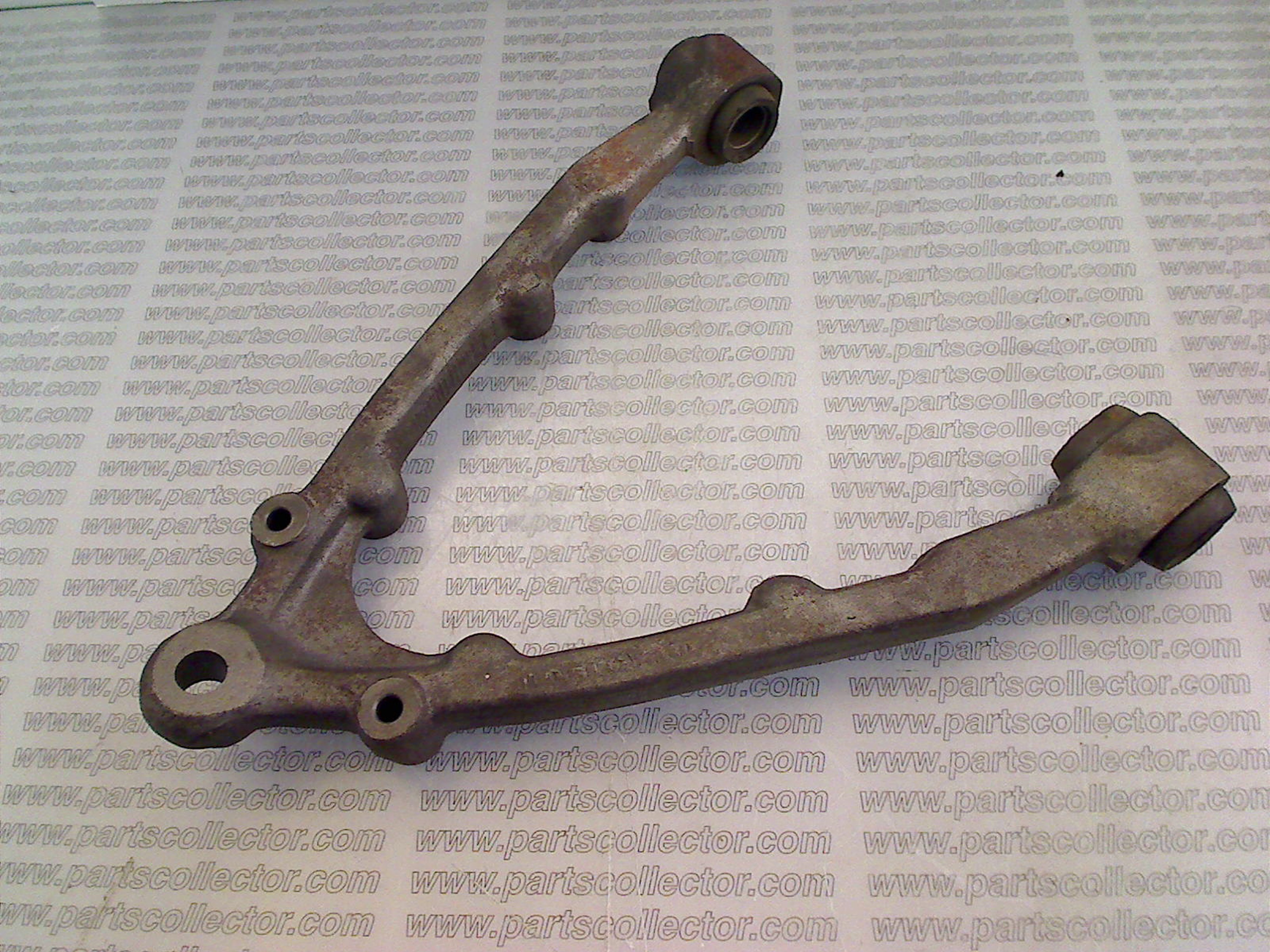 MASERATI 12038 48198 Suspension code 15621 compatible with: MASERATI 3500 AM101, MASERATI 3500 AM101 TOURING, MASERATI GHIBLI AM115, MASERATI INDY AM116, MASERATI KHAMSIN AM120, MASERATI QUATTROPORTE AM107, MASERATI SEBRING AM101