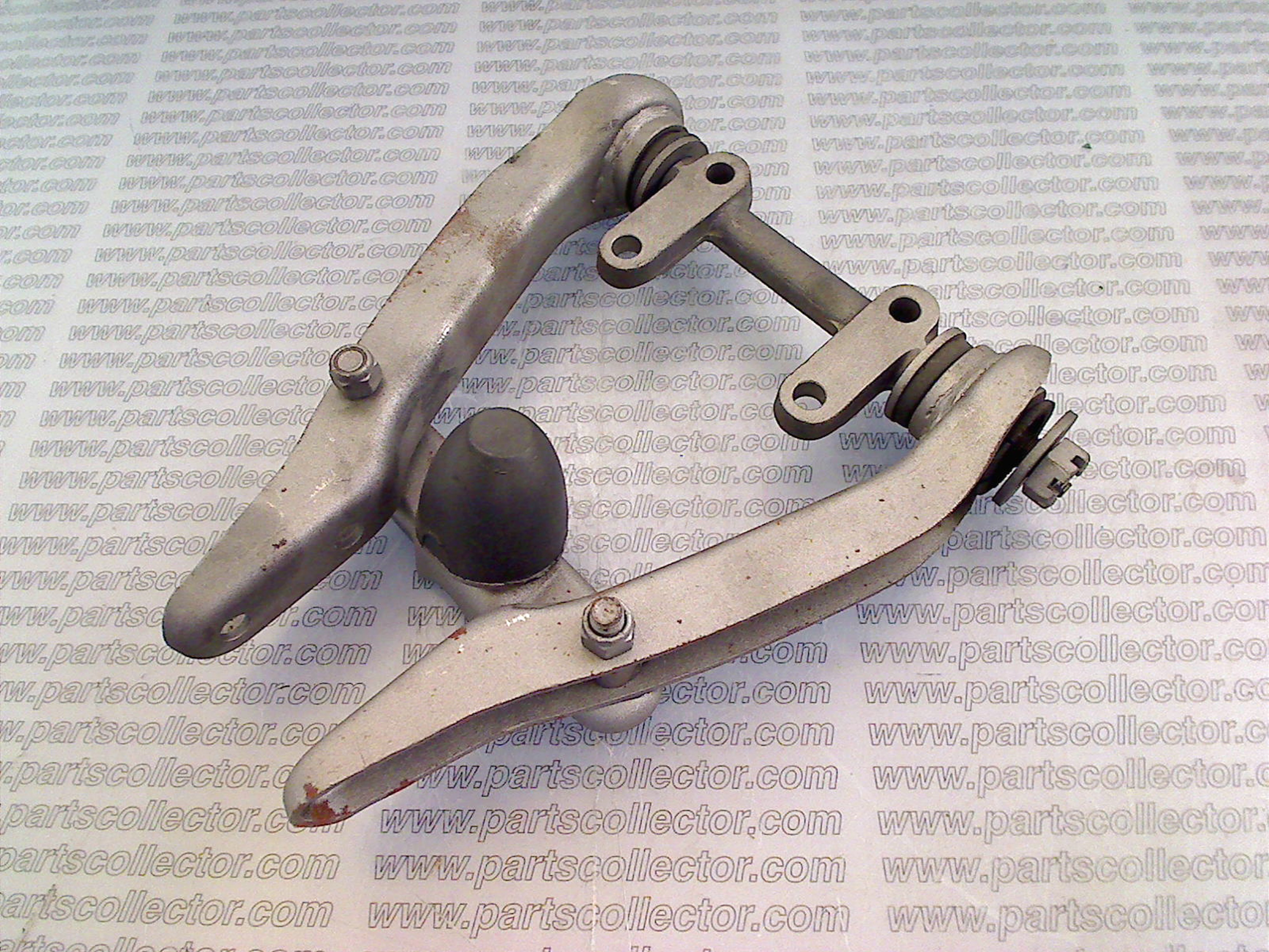 MASERATI  Suspension code 15624 compatible with: MASERATI 3500 AM101, MASERATI 3500 AM101 TOURING, MASERATI GHIBLI AM115, MASERATI INDY AM116, MASERATI KHAMSIN AM120, MASERATI QUATTROPORTE AM107, MASERATI SEBRING AM101 - additional view