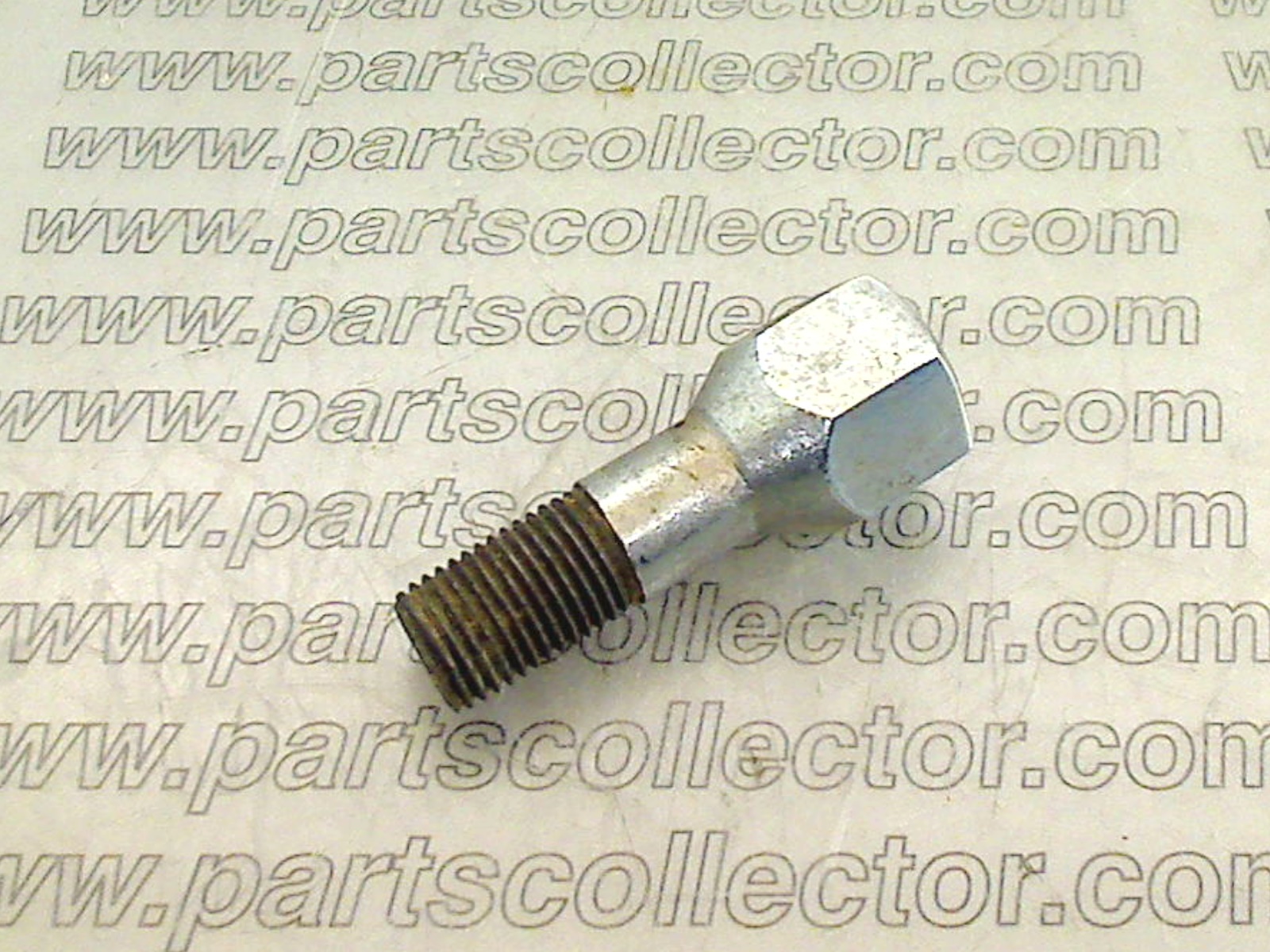 FERRARI 108843 Steering and Wheels code 13545 compatible with: FERRARI 208, FERRARI 208 TURBO, FERRARI 308, FERRARI 308 4V, FERRARI 308 GT4, FERRARI 308 GTB GTS, FERRARI 328