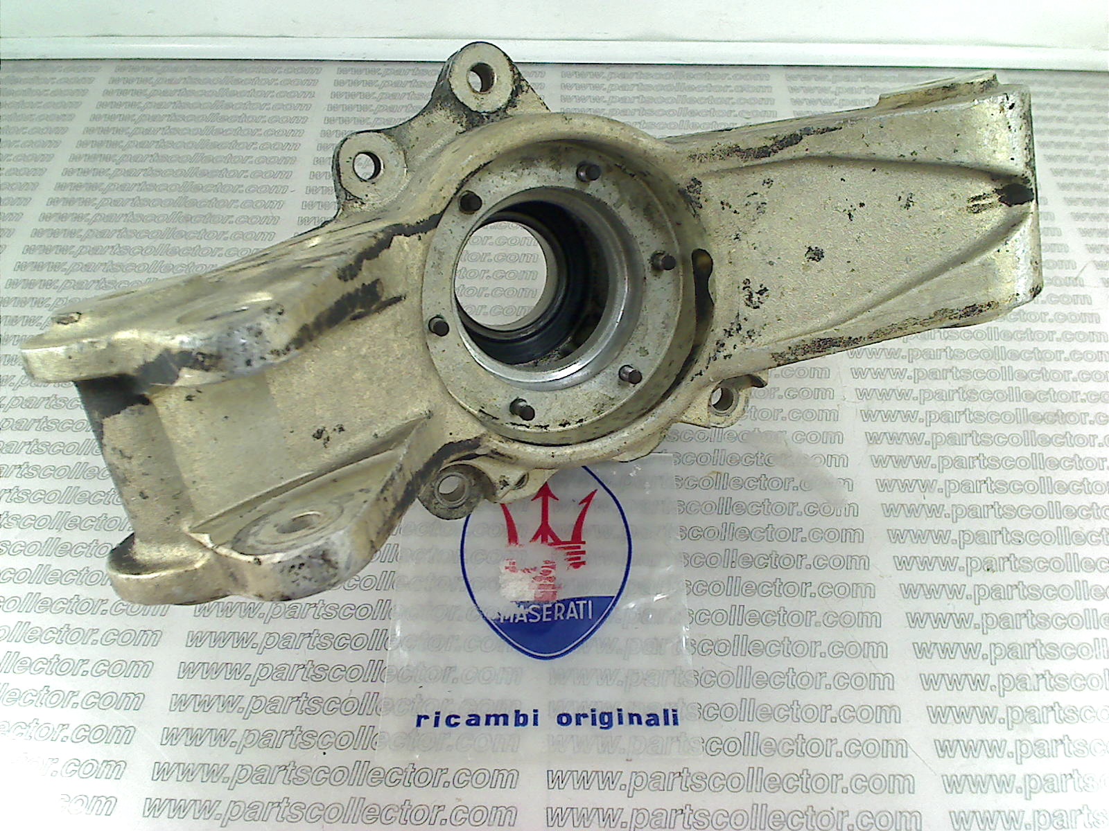 MASERATI 311.17.02.00       317.17.01.00 Suspension code 19323 compatible with: MASERATI MERAK AM122, MASERATI MERAK SS AM122A - detail view