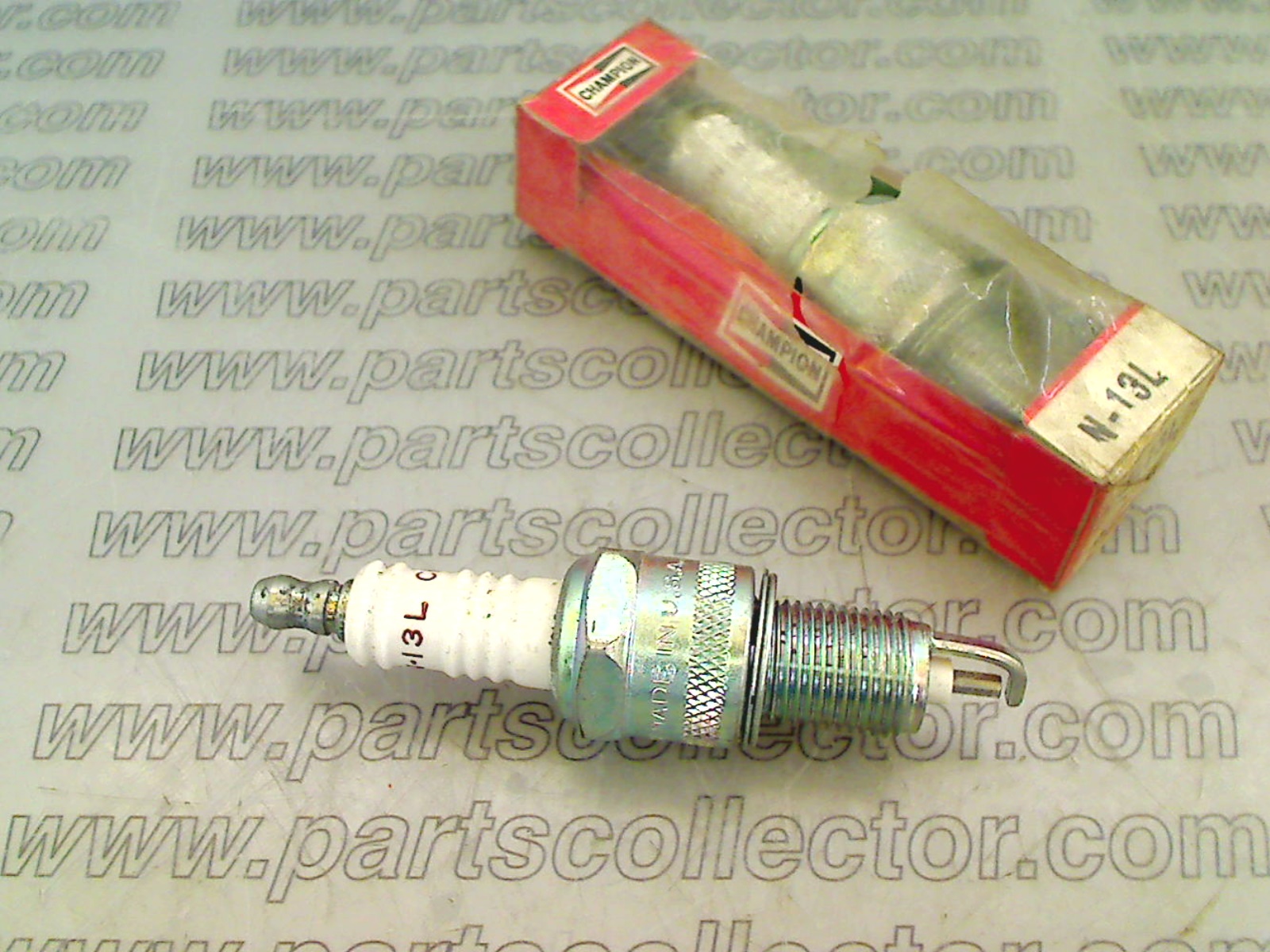 CHAMPION N13L Ignition code 12977 compatible with: CHAMPION CHAMPION