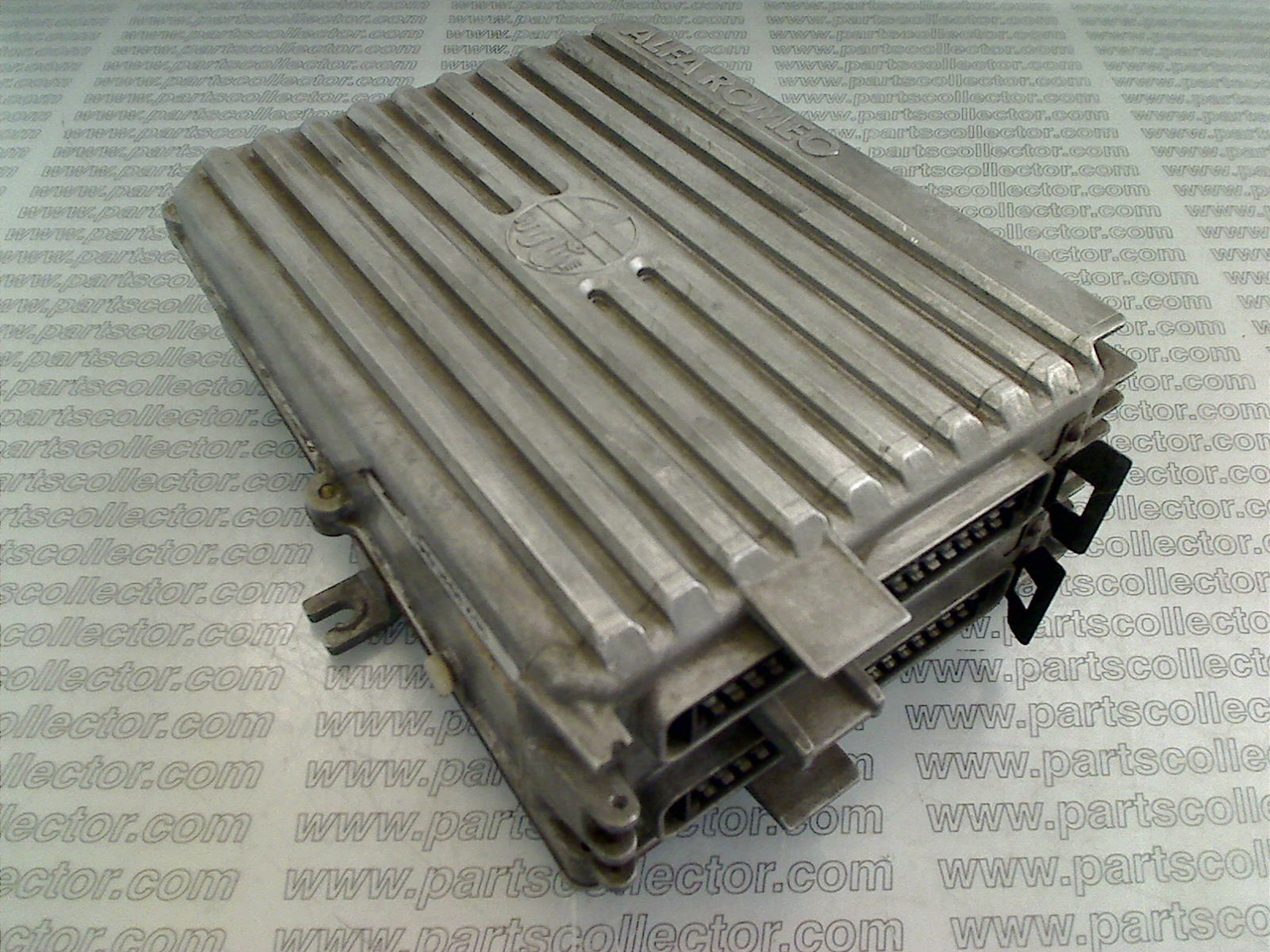 ALFA ROMEO 162.10.11.042.00 Ignition code 15189 compatible with: ALFA ROMEO 90 - additional view