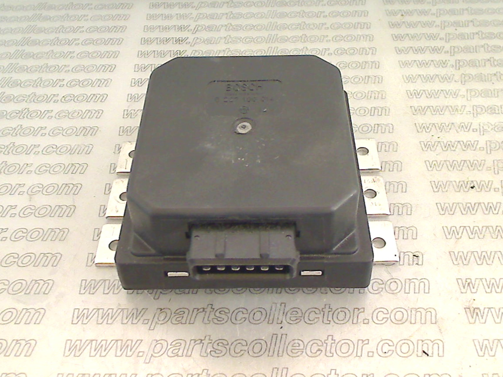 BOSCH 0227100014 Ignition code 13453 compatible with: FIAT 131, FIAT 132, LANCIA BETA, LANCIA GAMMA