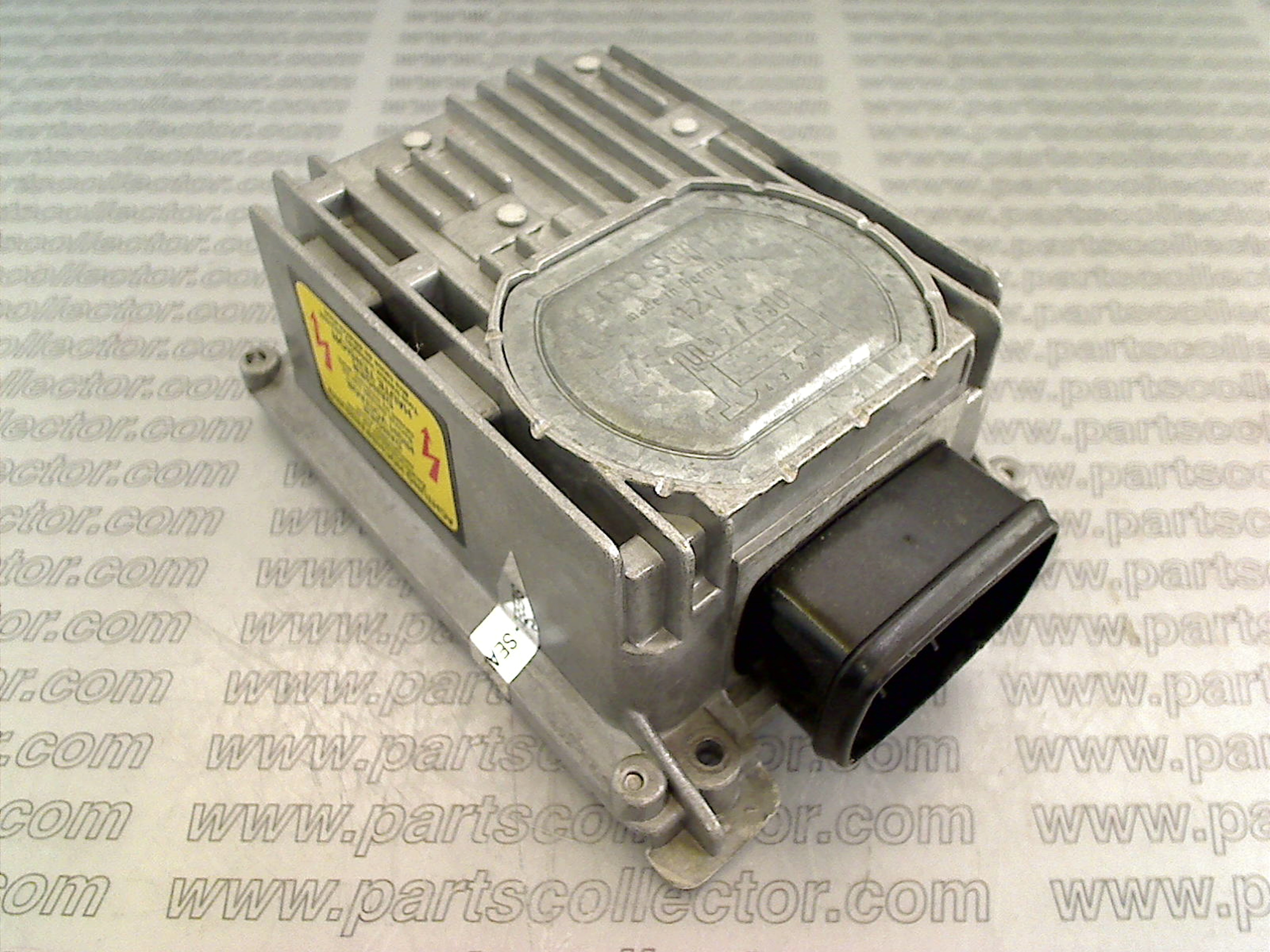 BOSCH 0227300002 Ignition code 561 compatible with: ALFA ROMEO MONTREAL, BOSCH BOSCH, LAMBORGHINI JALPA, MASERATI KHAMSIN AM120