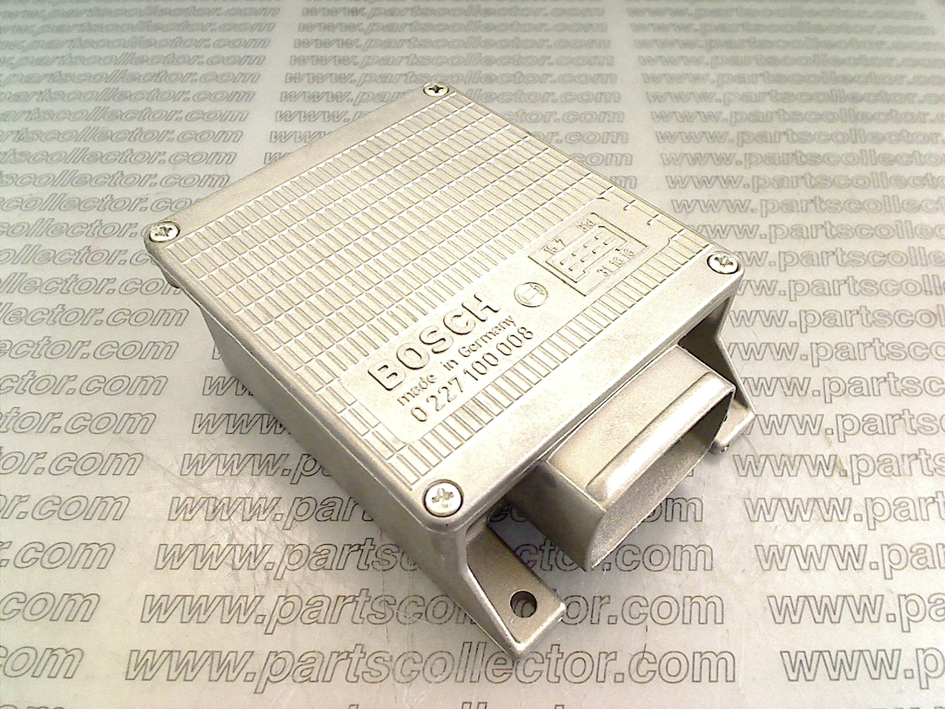 MASERATI 0227100008 - 417083000 Ignition code 1583 compatible with: BOSCH BOSCH, MASERATI MERAK AM122, MASERATI MERAK SS AM122A, MASERATI QUATTROPORTE III AM330, OTHERS BMW, OTHERS PORSCHE, PORSCHE PORSCHE