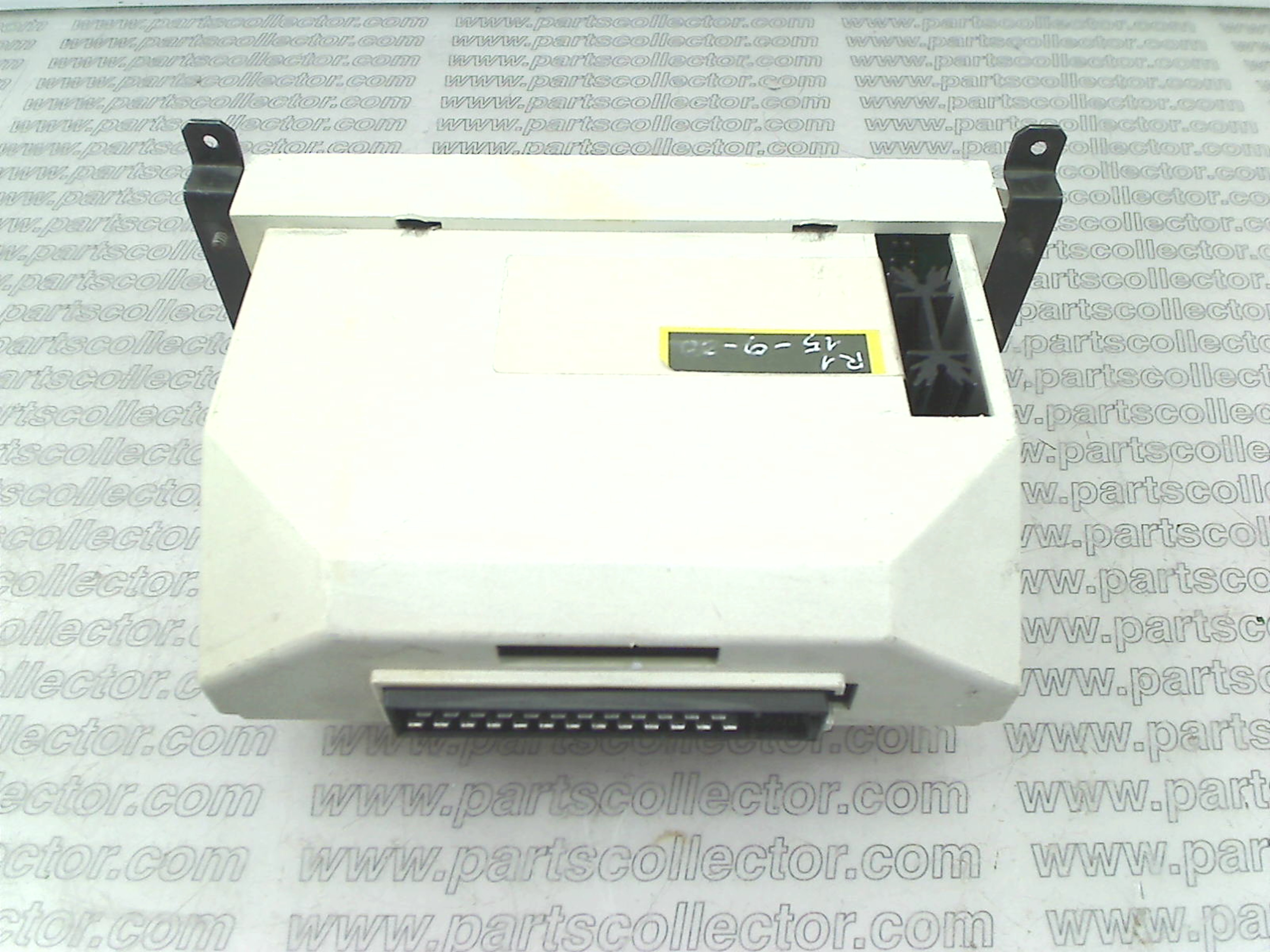 MASERATI 375530201 Electrical system code 18698 compatible with: MASERATI QUATTROPORTE 2.8 V6, MASERATI QUATTROPORTE 3.2 V8 - detail view