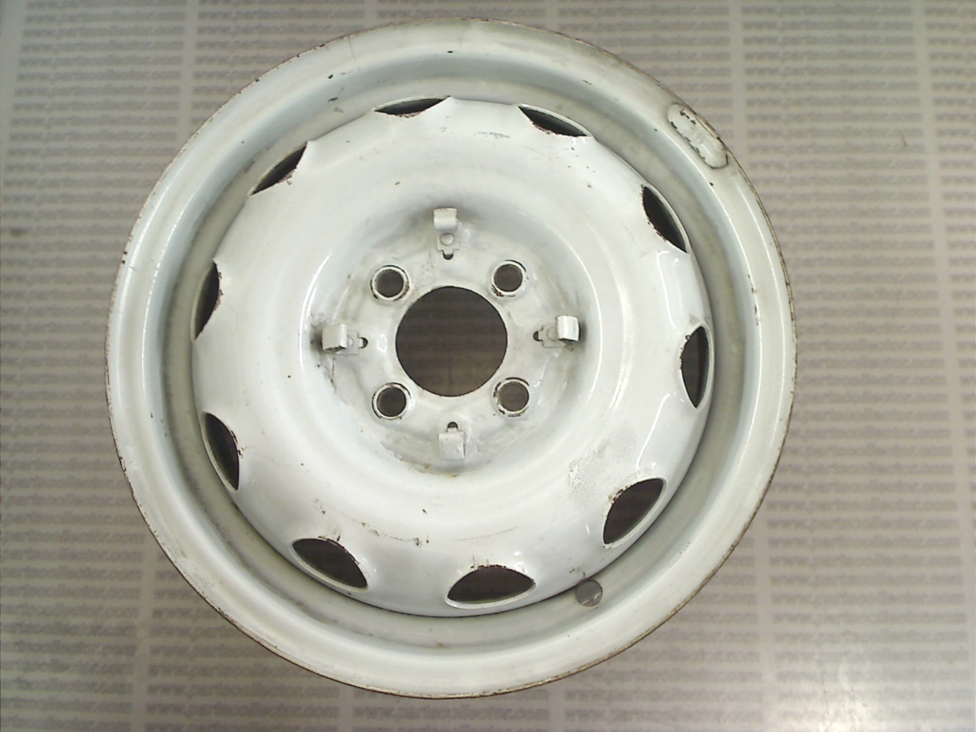 ALFA ROMEO  Steering and Wheels code 14958 compatible with: ALFA ROMEO GIULIETTA SPIDER 750/101, ALFA ROMEO GIULIETTA SPRINT 750/101, ALFA ROMEO GIULIETTA SPRINT VELOCE 750/101, ALFA ROMEO GIULIETTA SS 101, ALFA ROMEO SZ