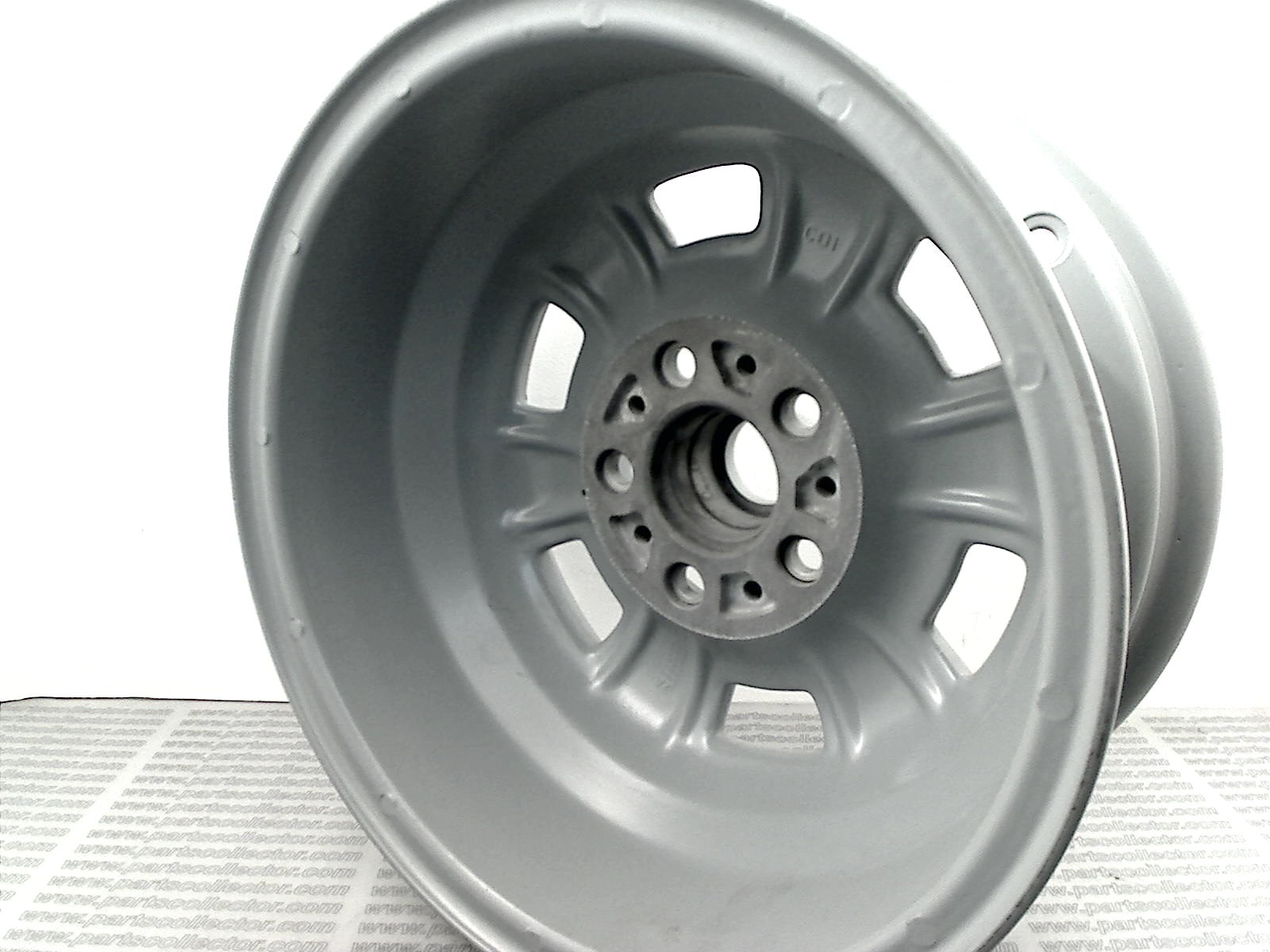 CROMODORA 108713 Steering and Wheels code 17620 compatible with: FERRARI 208, FERRARI 208 GT4, FERRARI 246 DINO, FERRARI 308 GT4 - detail view