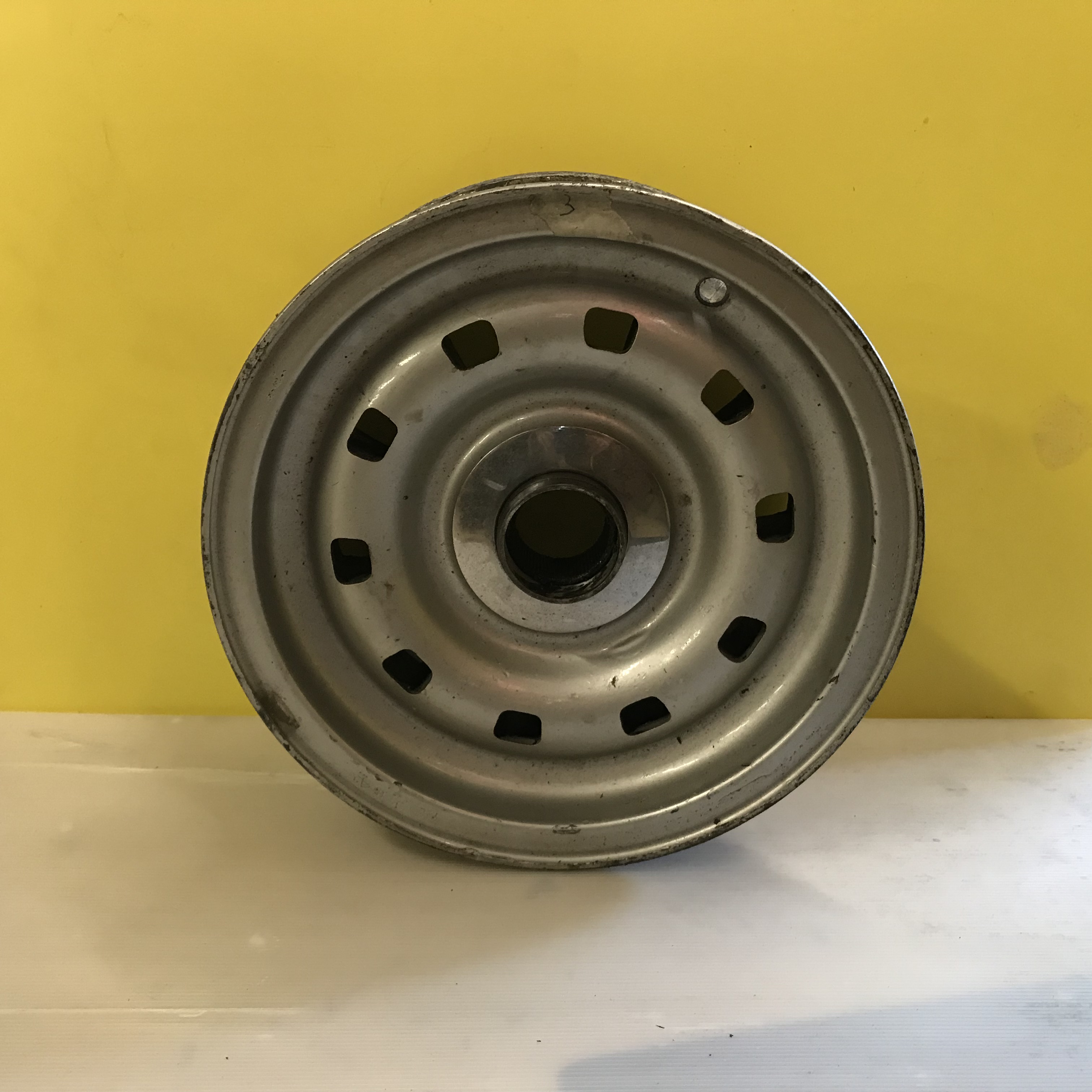 FERRARI - CAMPAGNOLO 700337 Steering and Wheels code 12716 compatible with: FERRARI 330, FERRARI 330 GT, FERRARI 330 GTC, FERRARI 365 GT 2+2