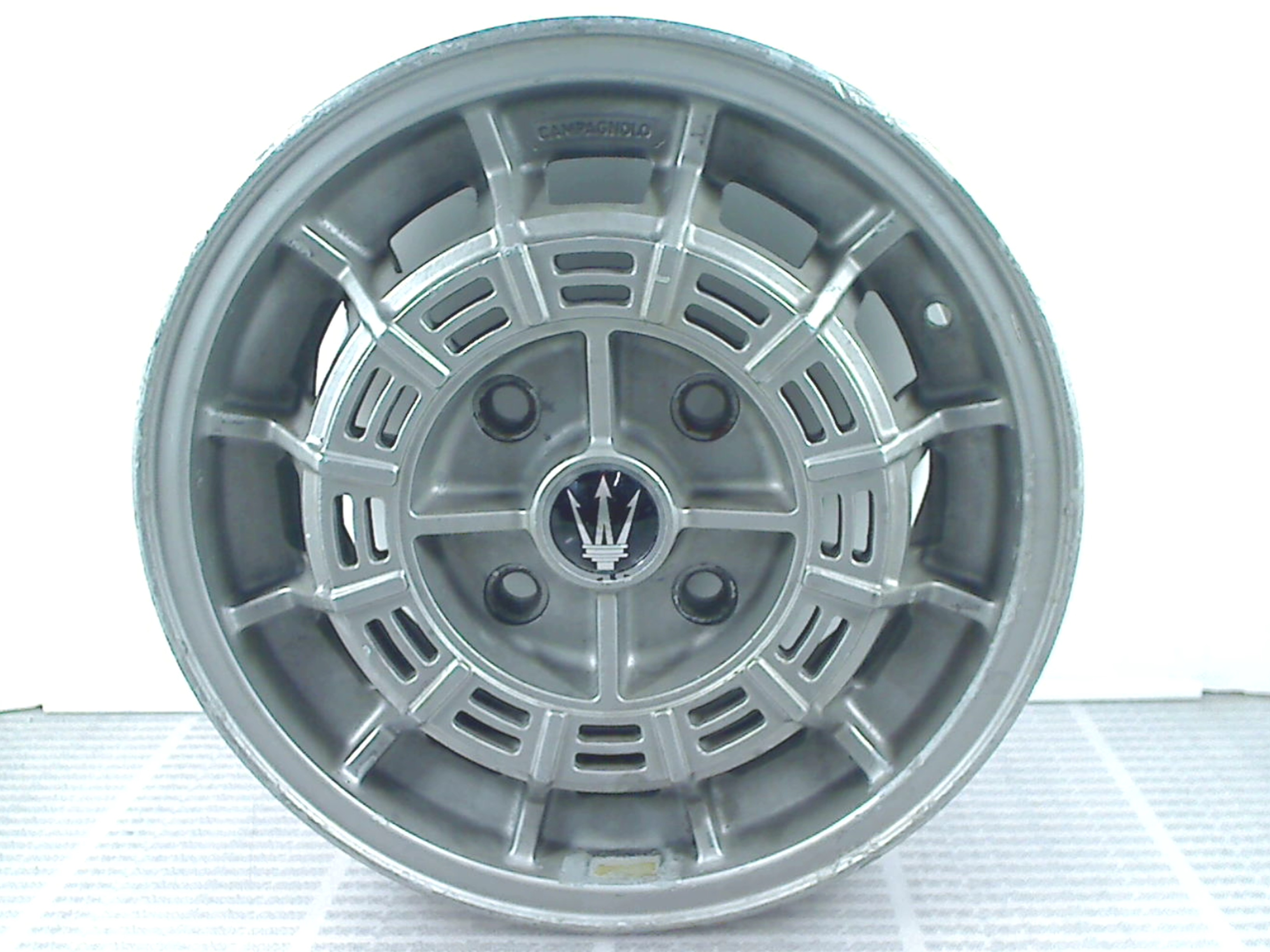 MASERATI 122 SR 80001 Steering and Wheels code 18791 compatible with: MASERATI MERAK AM122, MASERATI MERAK SS AM122A