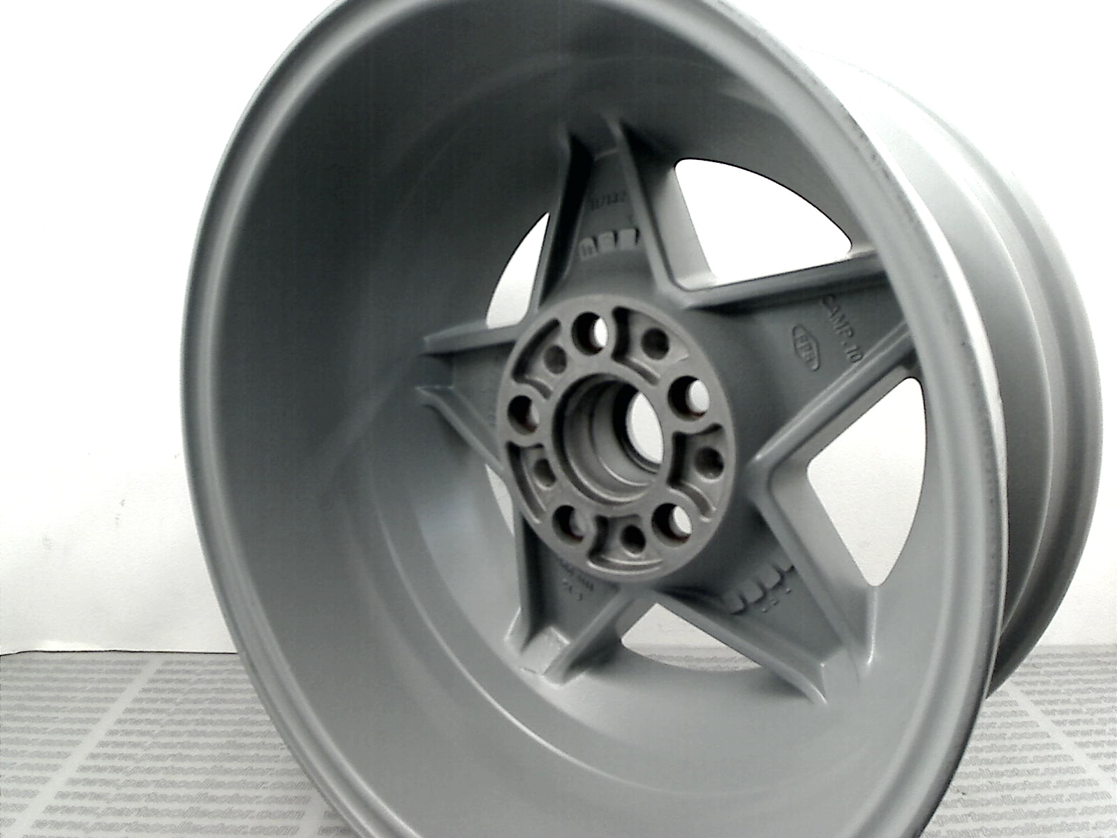 FERRARI 117132 Steering and Wheels code 17621 compatible with: FERRARI 308 4V - detail view
