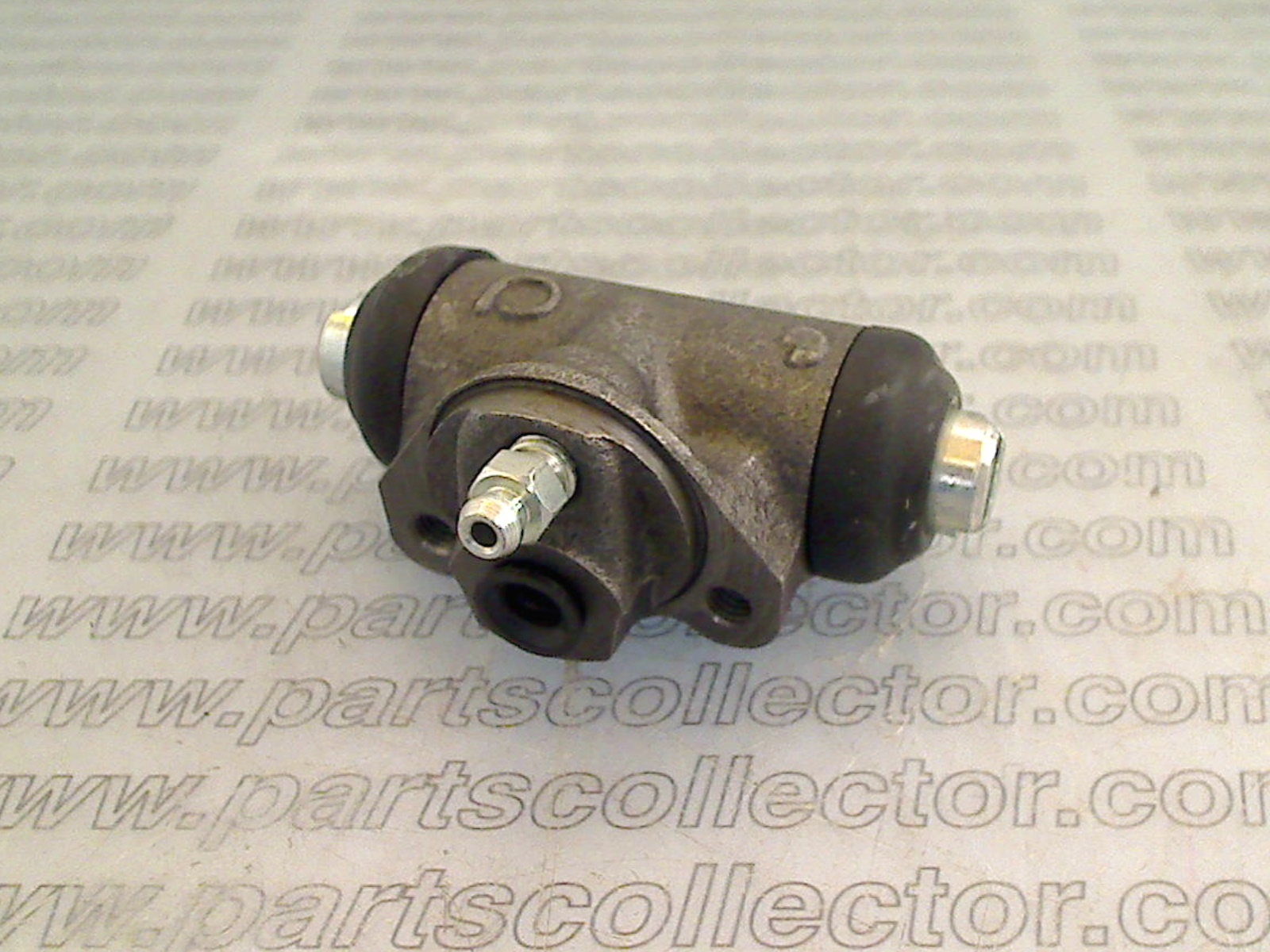 FIAT 4121616 - 4347258 - 4394460 - 4373614 - 4394460 Brake system code 7933 compatible with: AUTOBIANCHI AUTOBIANCHI, FIAT 850, FIAT FIAT, INNOCENTI INNOCENTI