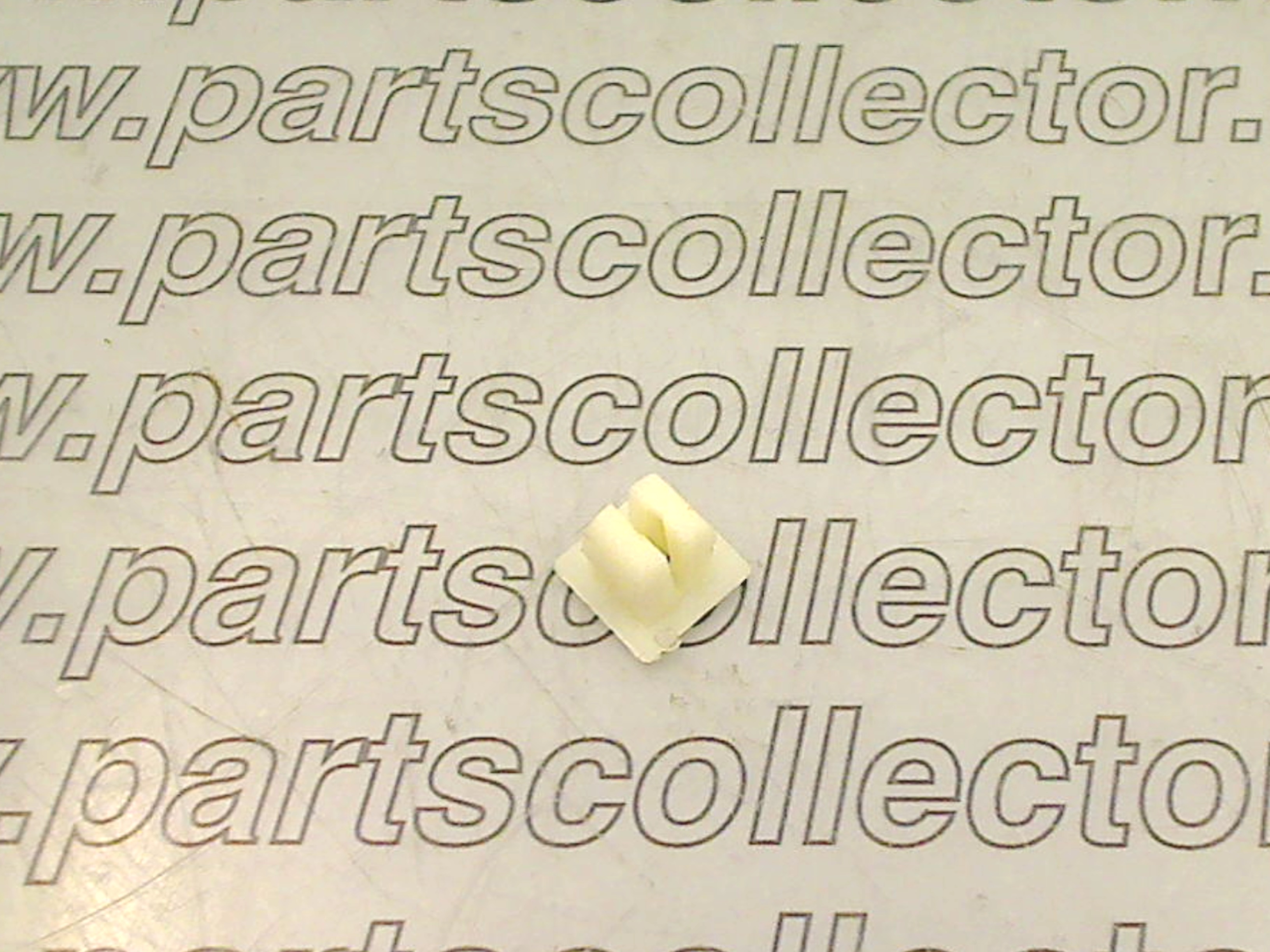 FERRARI 14215480 - 14211580 Car body code 17056 compatible with: FERRARI 348, FERRARI 355, FERRARI 430, FERRARI 456, FERRARI 550, FERRARI 575, FERRARI 599, FERRARI 612, FERRARI FERRARI, FERRARI MONDIAL T