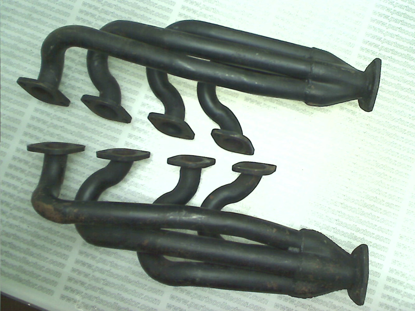 ALFA ROMEO 105.64.01.072.00 + 105.64.01.071.00 Fuel system - Exhaust code 11407 compatible with: ALFA ROMEO MONTREAL