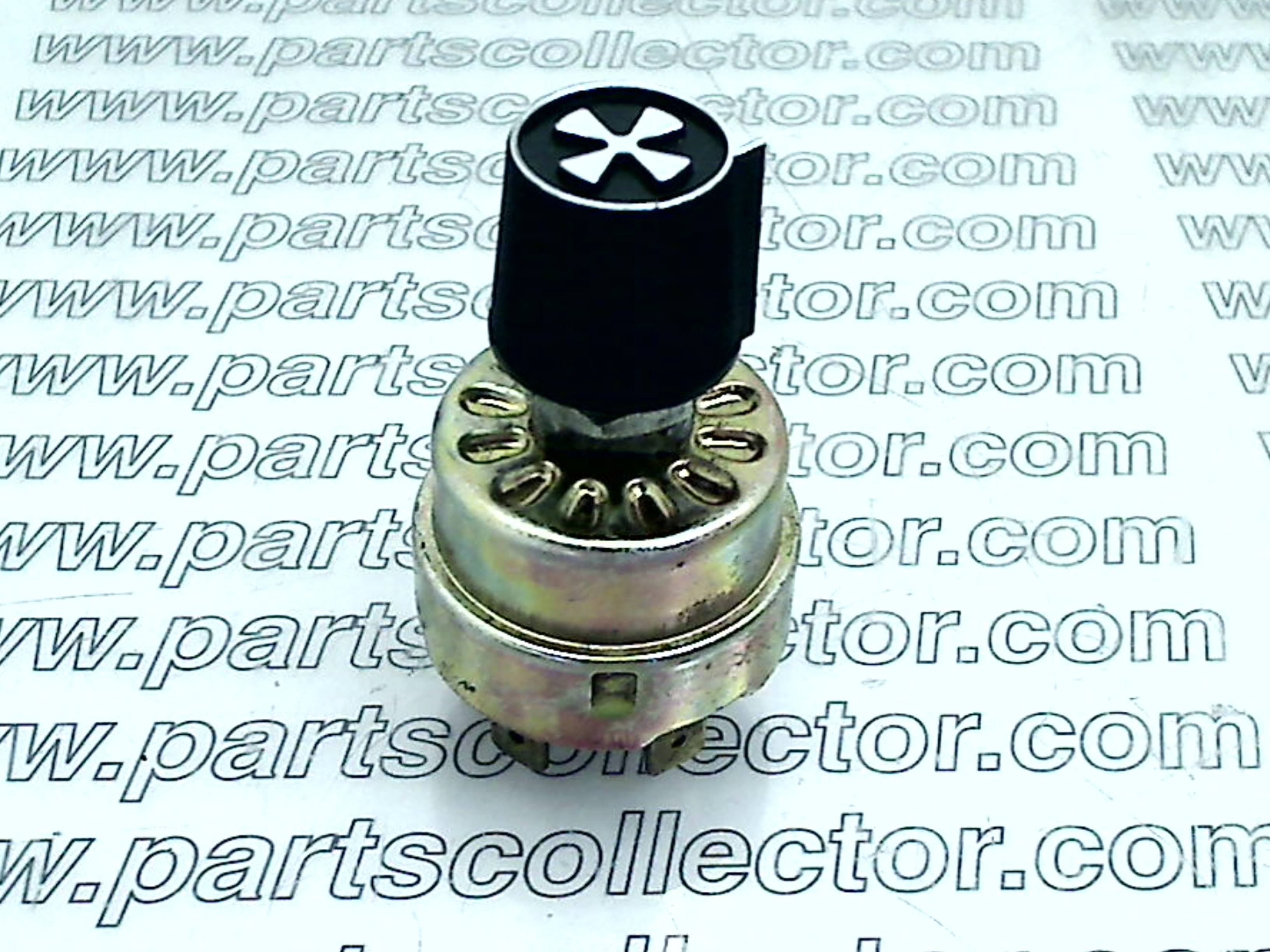 FERRARI 60928200 - 101990 - 105913 - 320395 Electrical system code 14925 compatible with: FERRARI 208, FERRARI 208 GT4, FERRARI 246 DINO, FERRARI 308, FERRARI 308 4V, FERRARI 308 GT4, FERRARI 308 GTB GTS, FERRARI 365 GT4 BB, FERRARI 400, FERRARI 512BB, FERRARI 512BBi, FERRARI MONDIAL