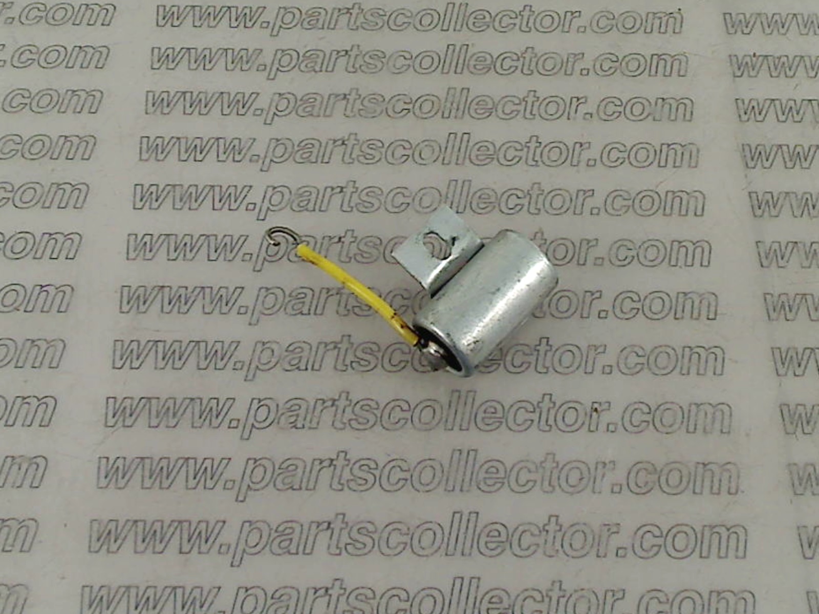 BOSCH 1.237.330.055   1237330055 Ignition code 19476 compatible with: BOSCH BOSCH, PORSCHE 356, VOLKSWAGEN VOLKSWAGEN