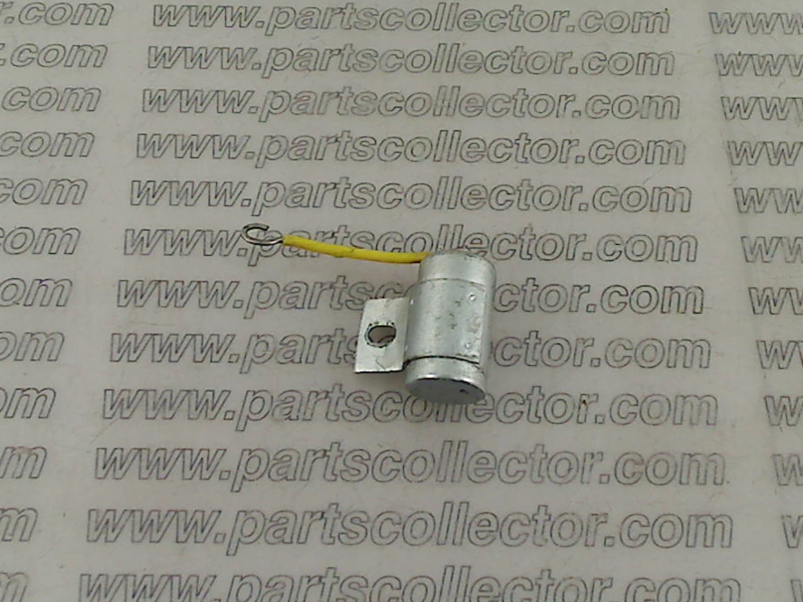 BOSCH 1.237.330.055   1237330055 Ignition code 19476 compatible with: BOSCH BOSCH, PORSCHE 356, VOLKSWAGEN VOLKSWAGEN - additional view