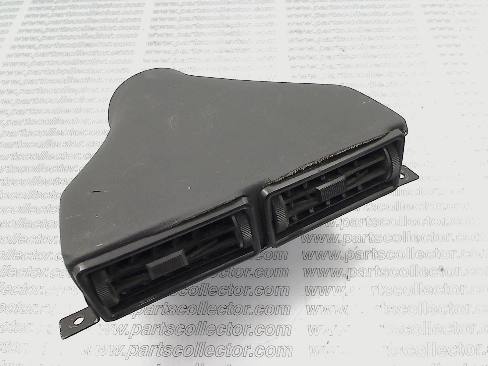 FERRARI 60125705 / 60124302 Car body code 17631 compatible with: FERRARI 308, FERRARI 308 GTB GTS - detail view