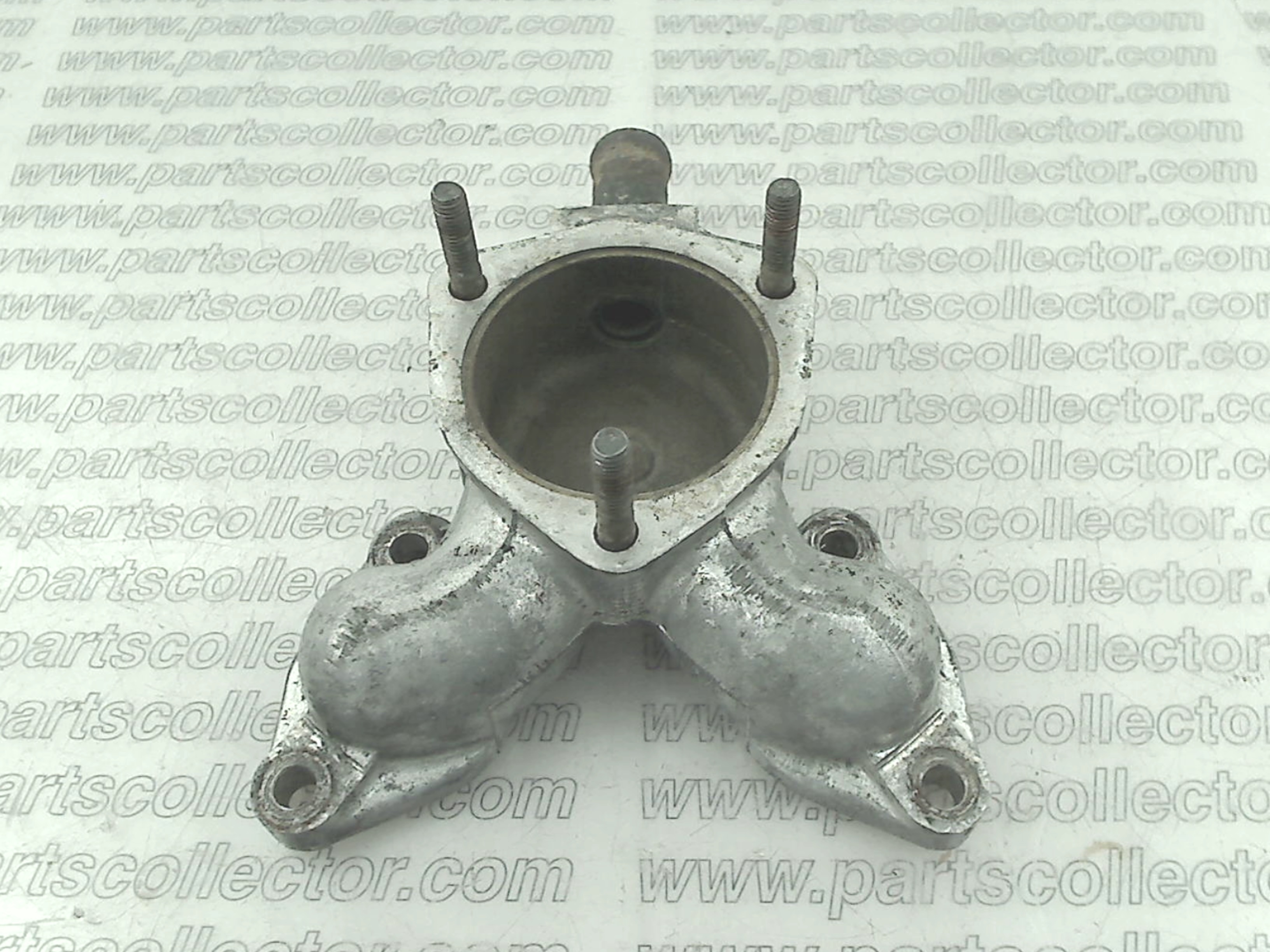 FERRARI 4147177   4147178 Engine code 18707 compatible with: FERRARI 206 DINO, FIAT DINO 2000 - detail view