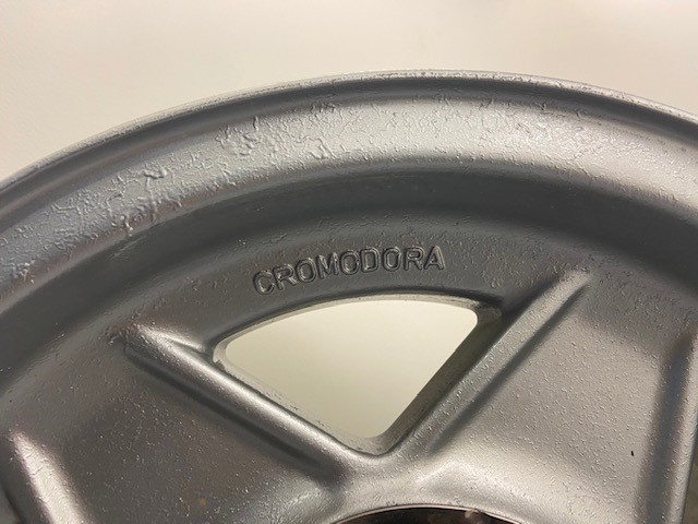 FERRARI 109186 - 101227 - 700510 - 101228 - 106015 Steering and Wheels code 17040 compatible with: CROMODORA CROMODORA, FERRARI 365 GT4 2+2, FERRARI 365 GT4 BB, FERRARI 512BB - additional view