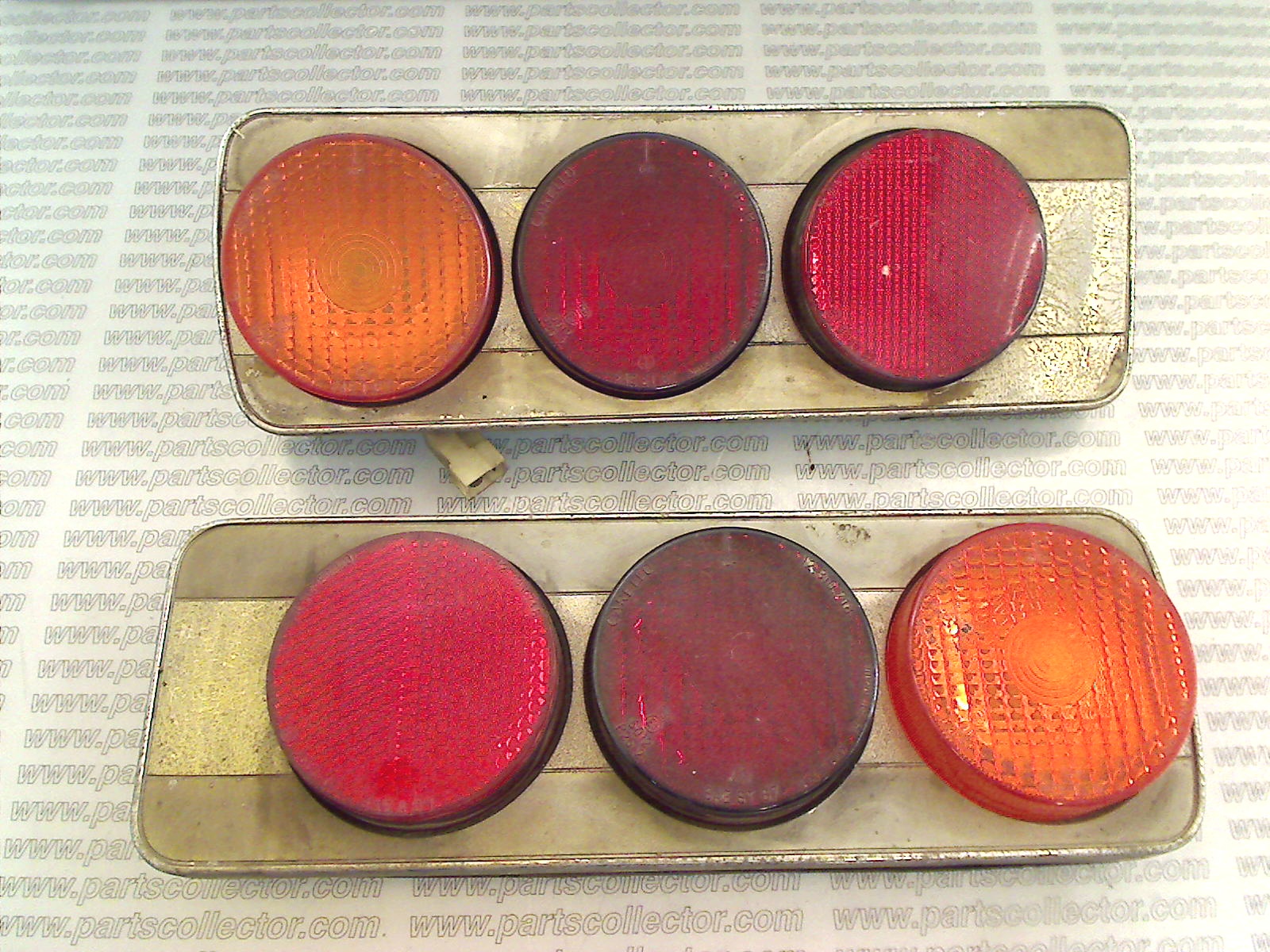 FERRARI 251-82-350-00 - 251-82-351-00 Lighting system code 12608 compatible with: FERRARI 365 GT 2+2