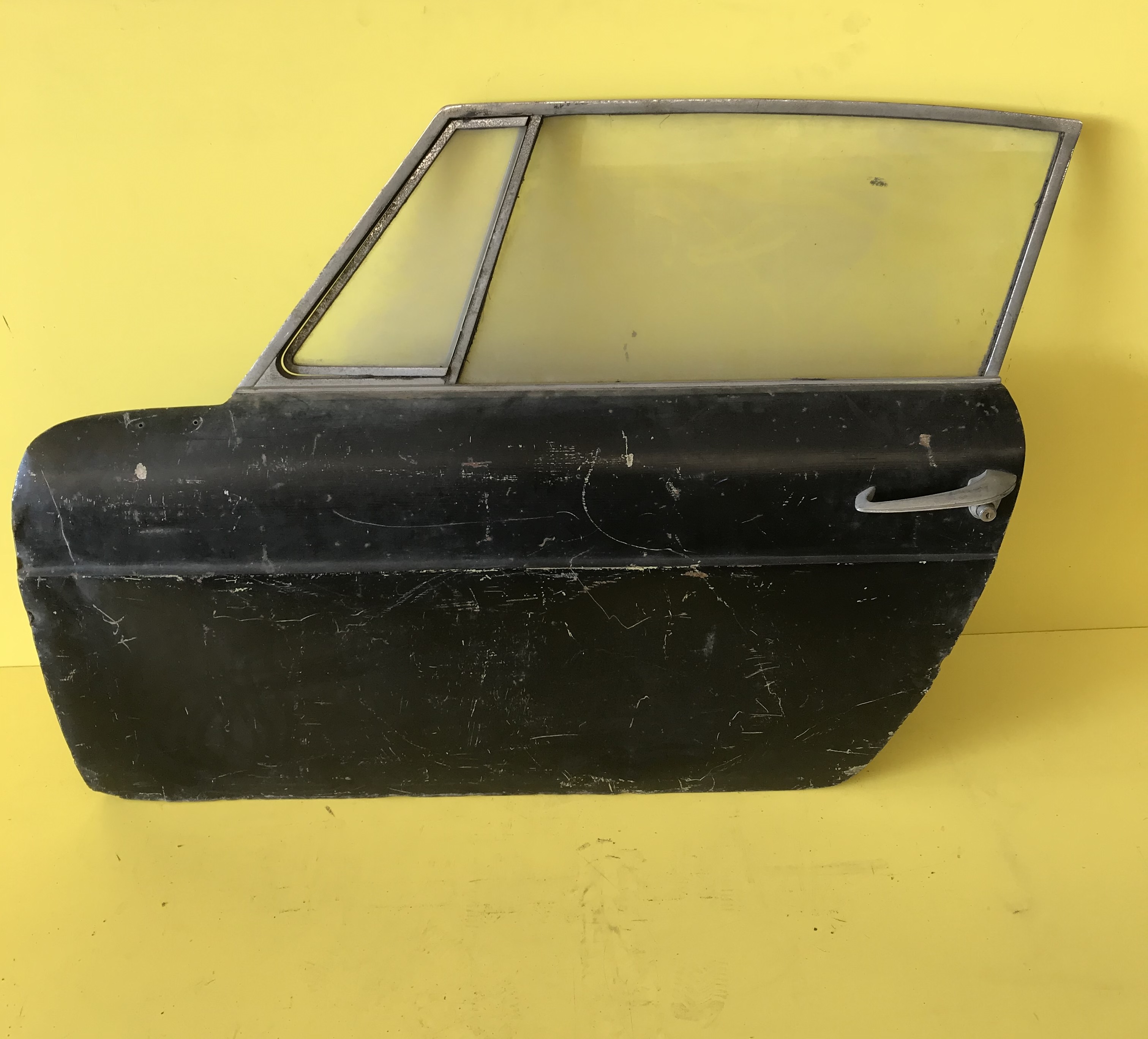 FERRARI 239-30-004-00 - 239-30-005-00 Car body code 15673 compatible with: FERRARI 250 GTE