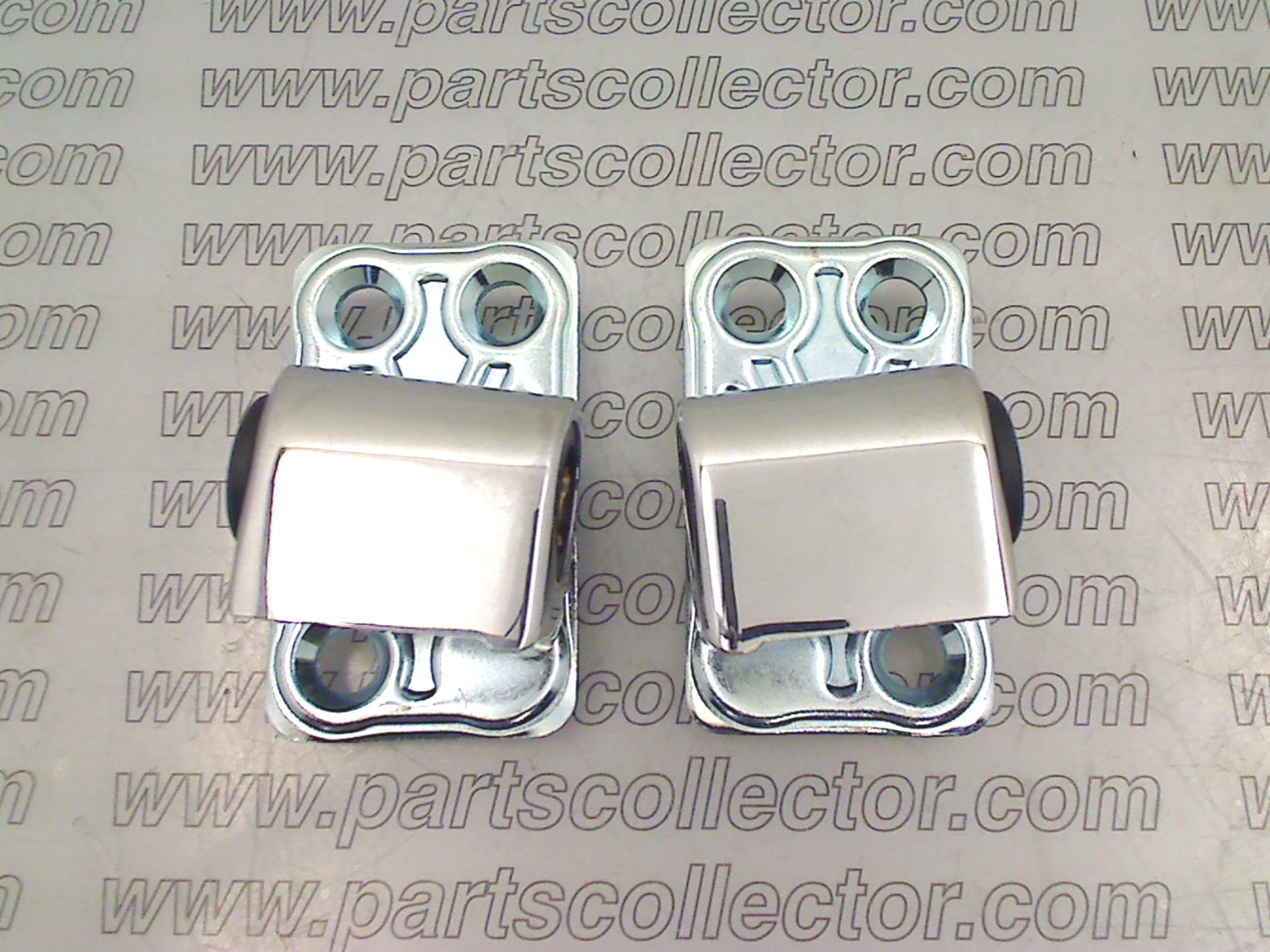 FERRARI 20019105 - 152-30-212-00 - 20019204 - 152-30-213-0 Car body code 5178 compatible with: FERRARI 208, FERRARI 208 TURBO, FERRARI 246 DINO, FERRARI 288 GTO, FERRARI 308, FERRARI 308 4V, FERRARI 308 GTB GTS, FERRARI 328, FERRARI 365 GTB4 DAYTONA, FERRARI 512BB, FERRARI 512BBi