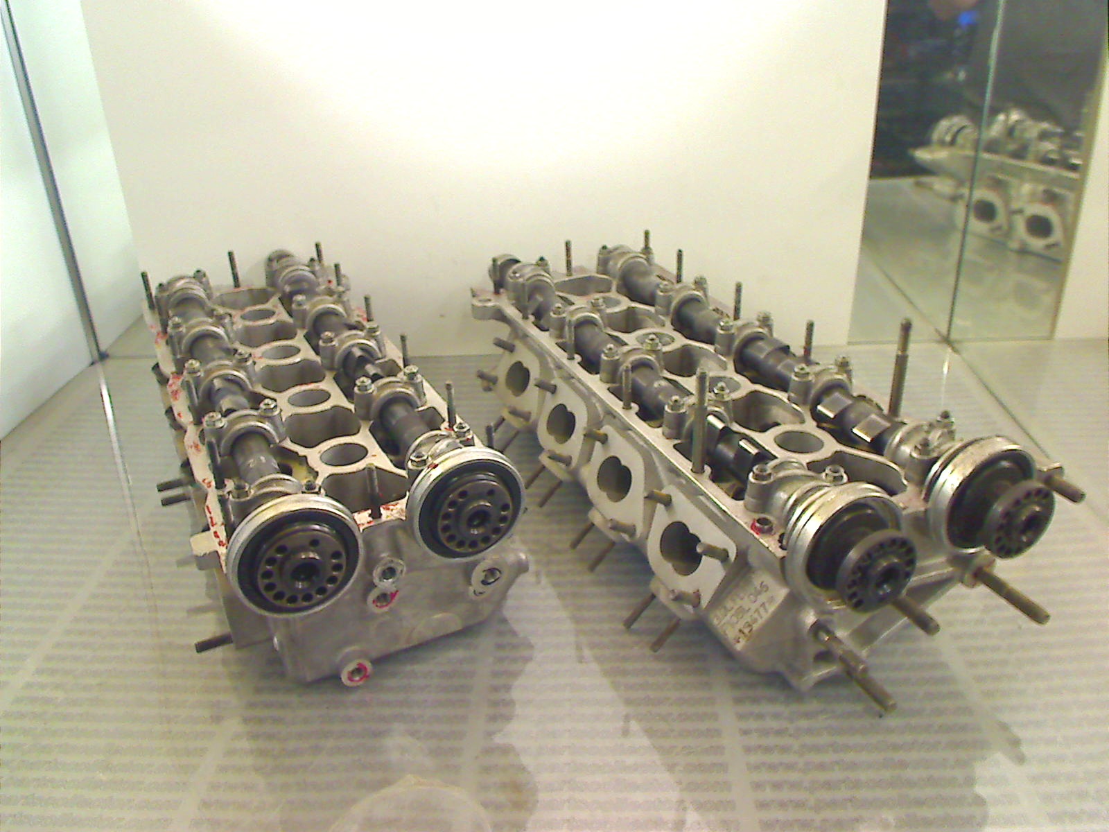 LANCIA - FERRARI 117749 - 117750 Engine code 15935 compatible with: LANCIA THEMA FERRARI 8.32 - additional view