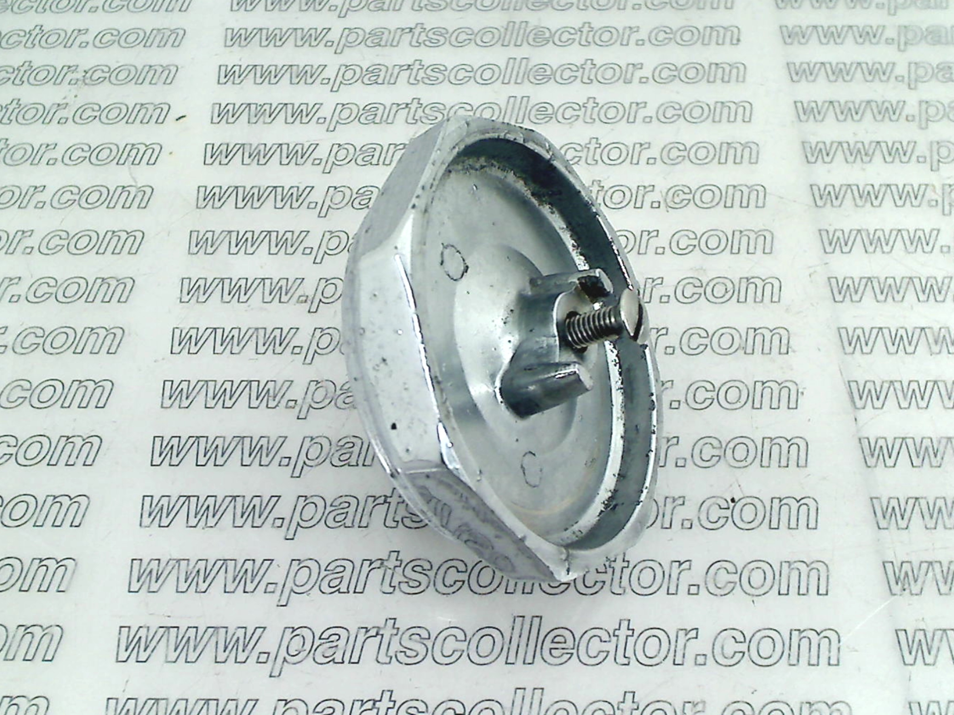 MASERATI 101/12216 48230 Steering and Wheels code 14599 compatible with: MASERATI GHIBLI AM115, MASERATI INDY AM116, MASERATI KHAMSIN AM120, MASERATI MEXICO AM112 - detail view