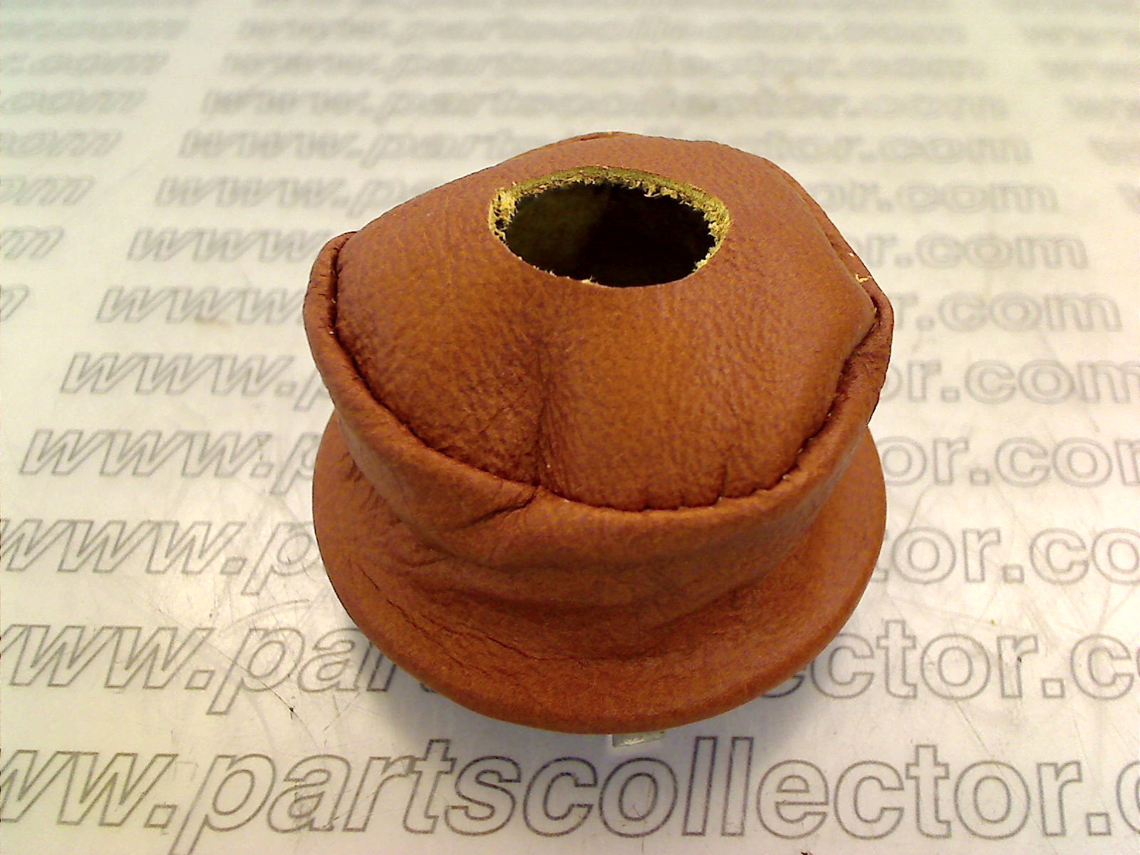 MASERATI 330759320 Car body code 12228 compatible with: MASERATI BITURBO, MASERATI GHIBLI V6, MASERATI KARIF, MASERATI QUATTROPORTE 2.8 V6, MASERATI QUATTROPORTE 3.2 V8, MASERATI QUATTROPORTE III AM330, MASERATI SHAMAL