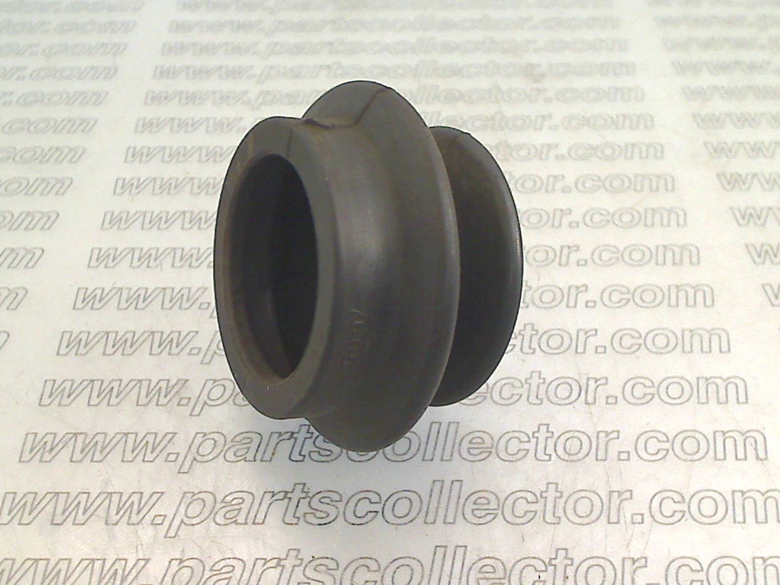 FERRARI 106168 Transmission code 5869 compatible with: FERRARI 208, FERRARI 208 TURBO, FERRARI 308, FERRARI 328, FERRARI 365 GT4 BB, FERRARI 512BB, FERRARI 512BBi, FERRARI 512M, FERRARI 512TR, FERRARI MONDIAL, FERRARI TESTAROSSA - additional view
