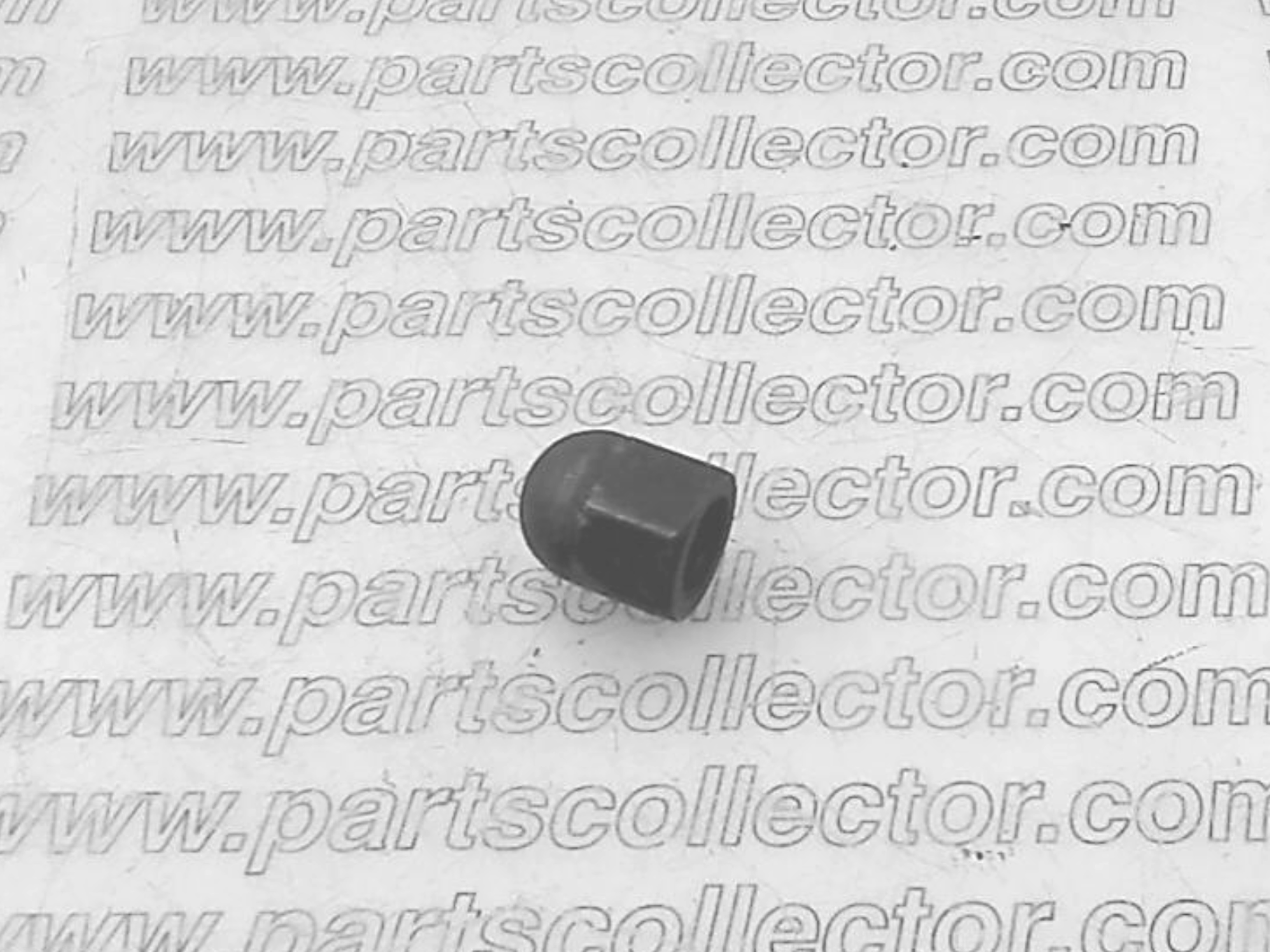 ALFA ROMEO  Engine code 18699 compatible with: ALFA ROMEO 1750-2000 BN / 105, ALFA ROMEO DUETTO SPIDER 105, ALFA ROMEO GIULIA 1300  105, ALFA ROMEO GIULIA 1600 105, ALFA ROMEO GIULIA SPRINT-SPIDER, ALFA ROMEO GIULIA SUPER  105, ALFA ROMEO GIULIA TZ, ALFA ROMEO GIULIETTA 750/101, ALFA ROMEO GIULIETTA SPIDER 750/101, ALFA ROMEO GIULIETTA SPRINT 750/101, ALFA ROMEO GIULIETTA SPRINT VELOCE 750/101, ALFA ROMEO GIULIETTA SS 101, ALFA ROMEO GIULIETTA TI 101 - additional view