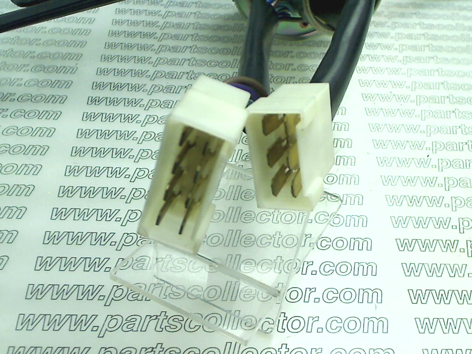 FIAT  Electrical system code 11474 compatible with: FIAT DINO 2400 - detail view
