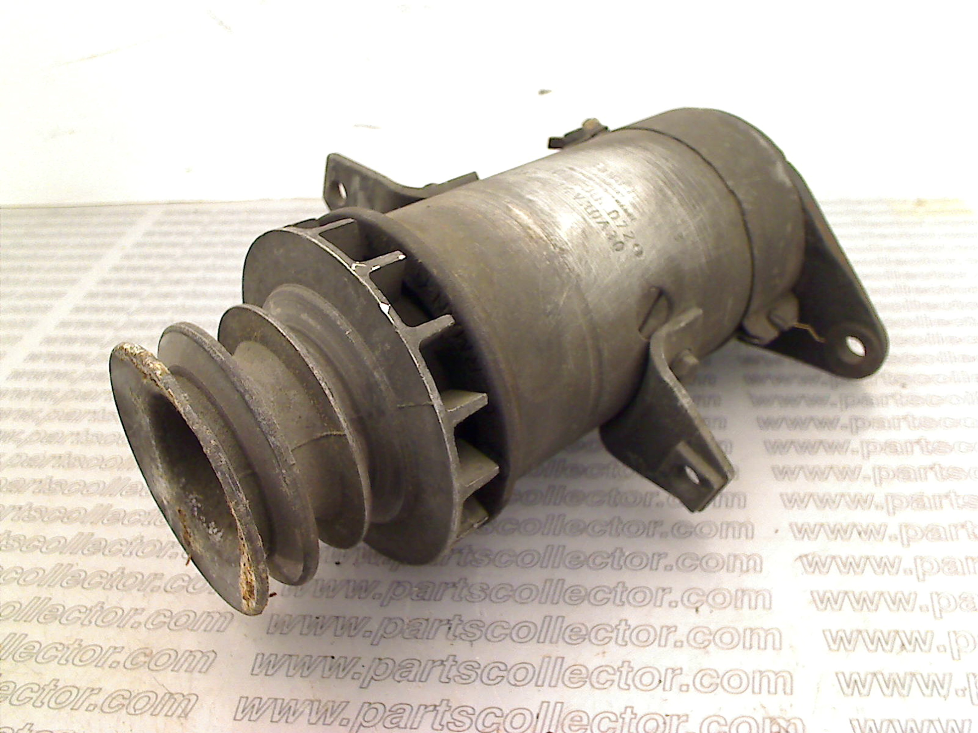 BOSCH 0101206072 EG 14V30A30 Electrical system code 17757 compatible with: BOSCH BOSCH, LANCIA FULVIA 2C - additional view