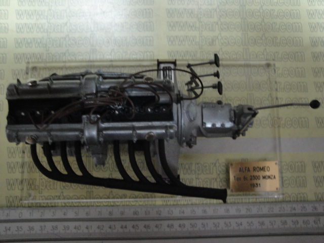 Partscollector  Accessories  - Automobilia code 1120 compatible with: ALFA ROMEO 2300 8C - detail view
