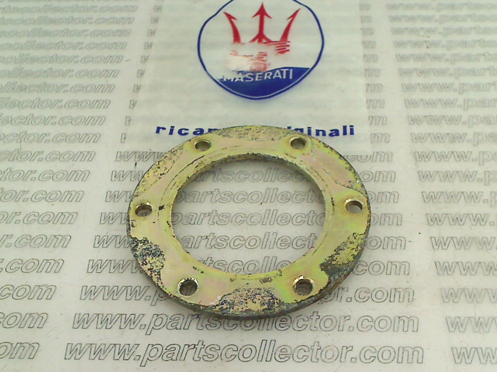 MASERATI 317.17.23.00    317.17.23.00 Steering and Wheels code 19295 compatible with: MASERATI MERAK AM122, MASERATI MERAK SS AM122A
