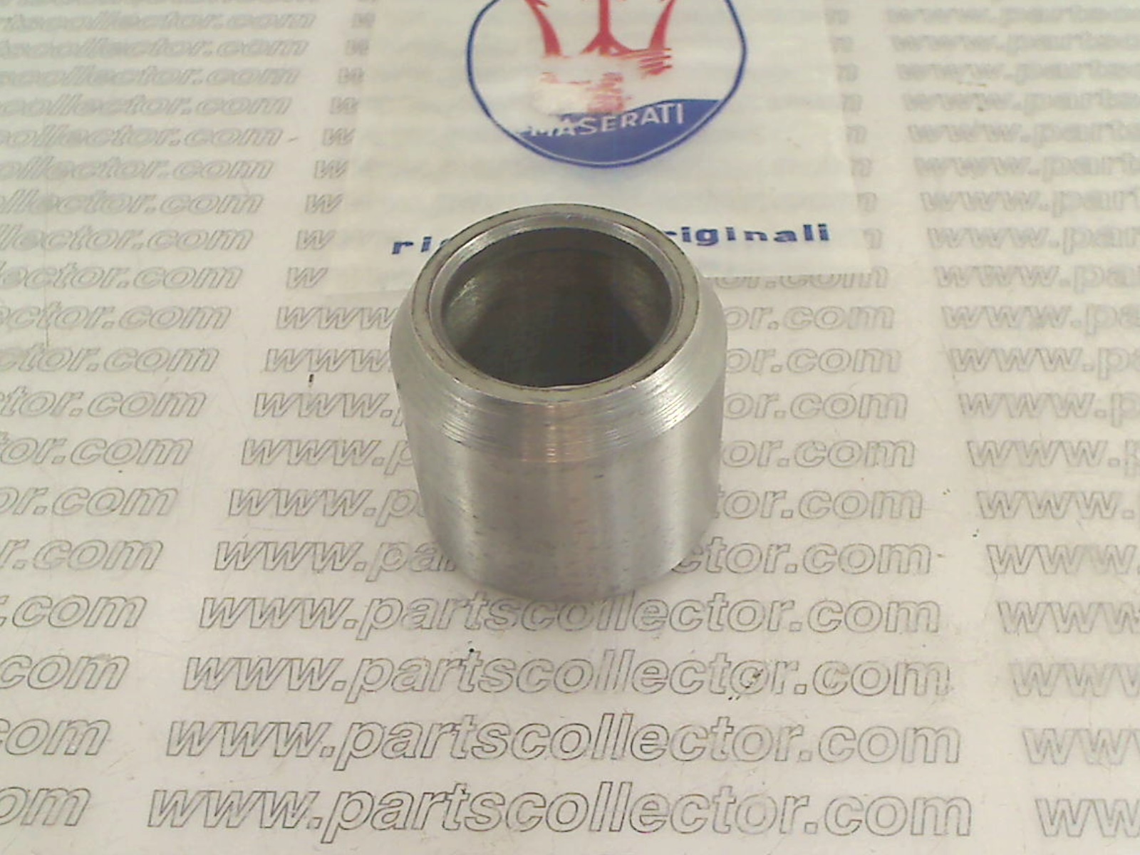 MASERATI 317.17.22.00   317172200 Steering and Wheels code 19293 compatible with: MASERATI MERAK AM122, MASERATI MERAK SS AM122A - additional view