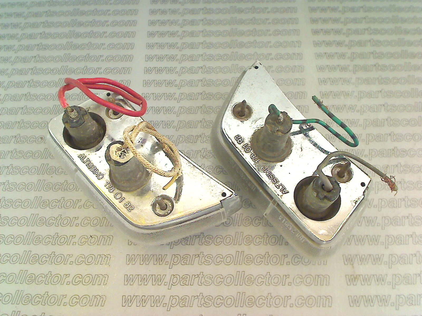 ALTISSIMO 178.01.82 - 178.01.92 Lighting system code 302 compatible with: ALFA ROMEO 2000 SPIDER - SPRINT 102.04/05, ALFA ROMEO 2600 BN - SPIDER - SPRINT 106.00/01/02, ALTISSIMO ALTISSIMO, LAMBORGHINI 350GT, LAMBORGHINI 400GT, MASERATI MISTRAL AM109 - detail view