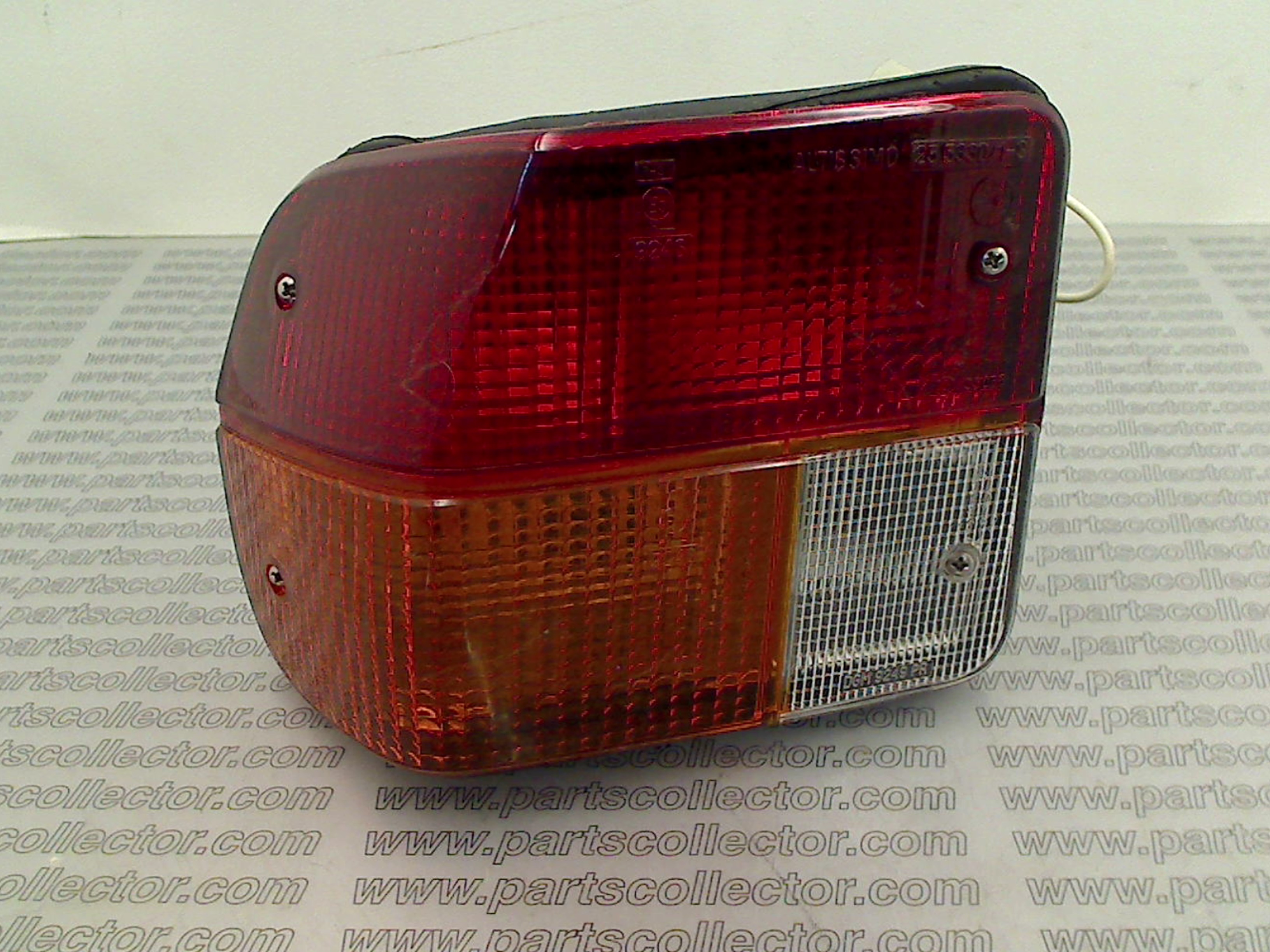 ALTISSIMO 25.5330 - 32.0590 - 48.1894 Lighting system code 3332 compatible with: ALFA ROMEO ALFASUD, ALTISSIMO ALTISSIMO